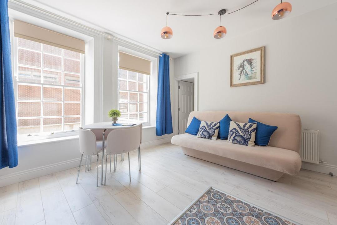 Diamond House Apartments