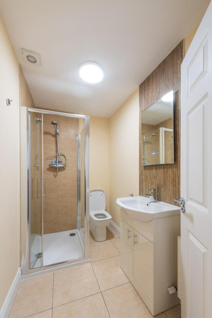 Diamond House Apartments