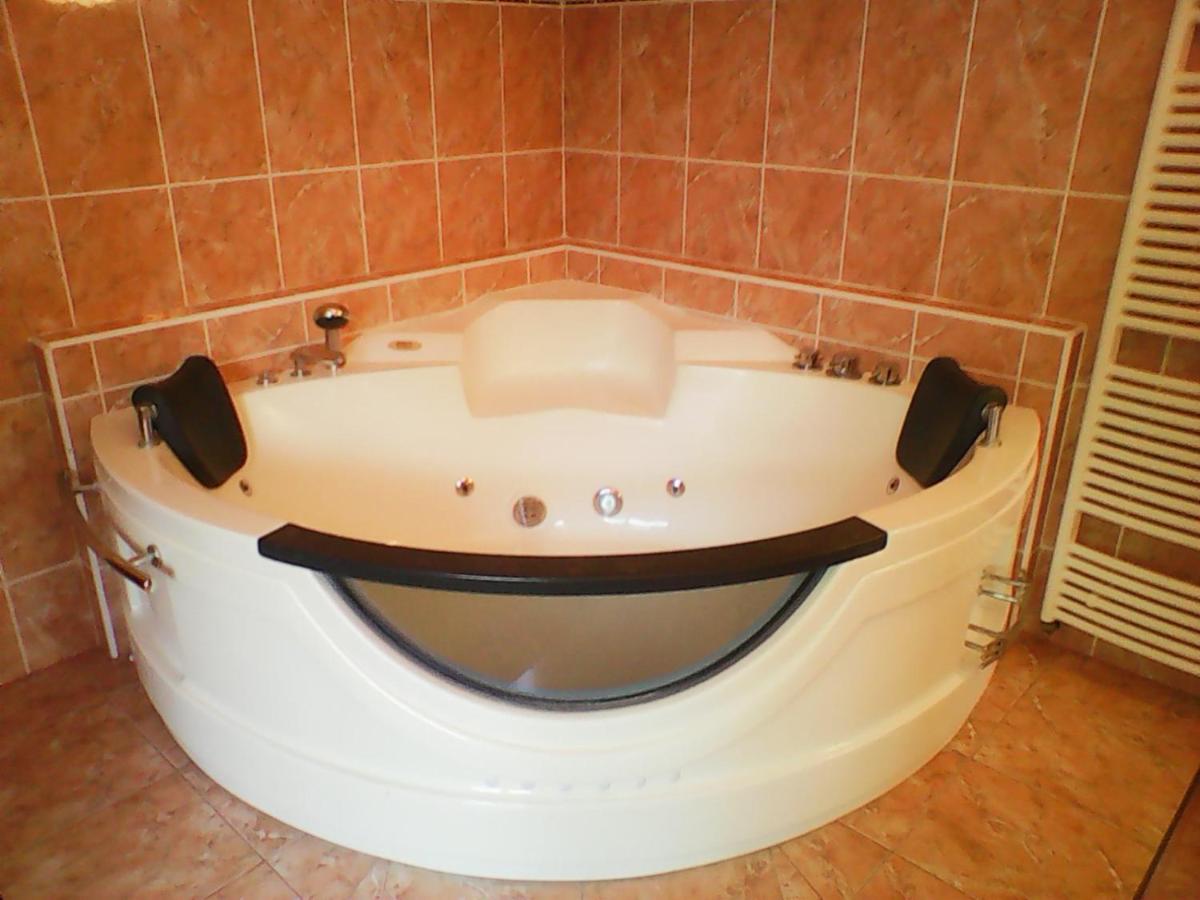 U Zlate Brany Cesky raj Wellness