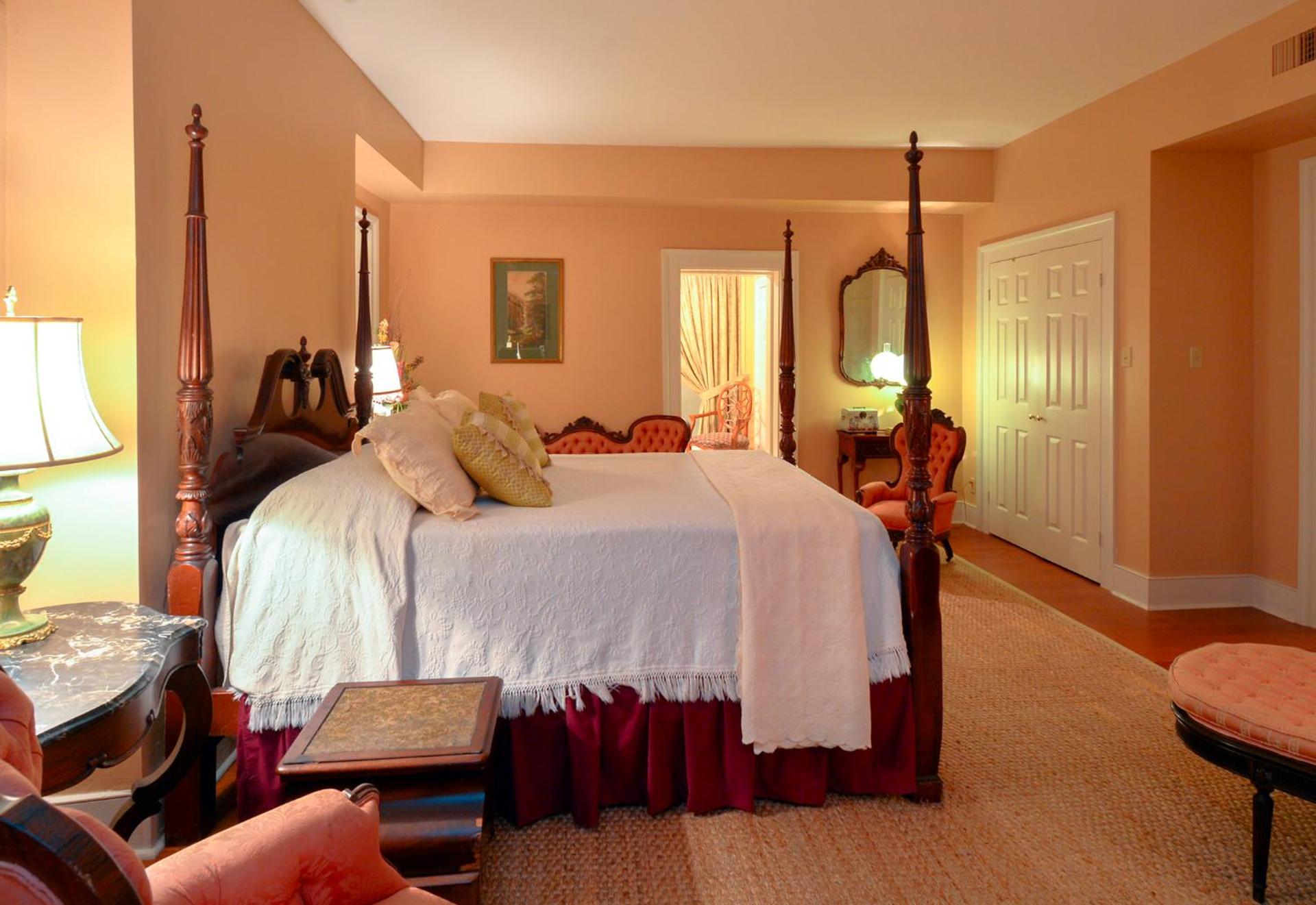 Choctaw Hall Bed & Breakfast