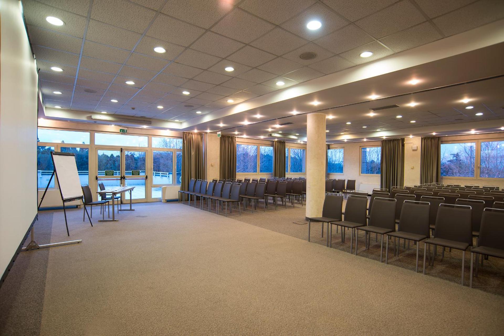 Meeting/conference room