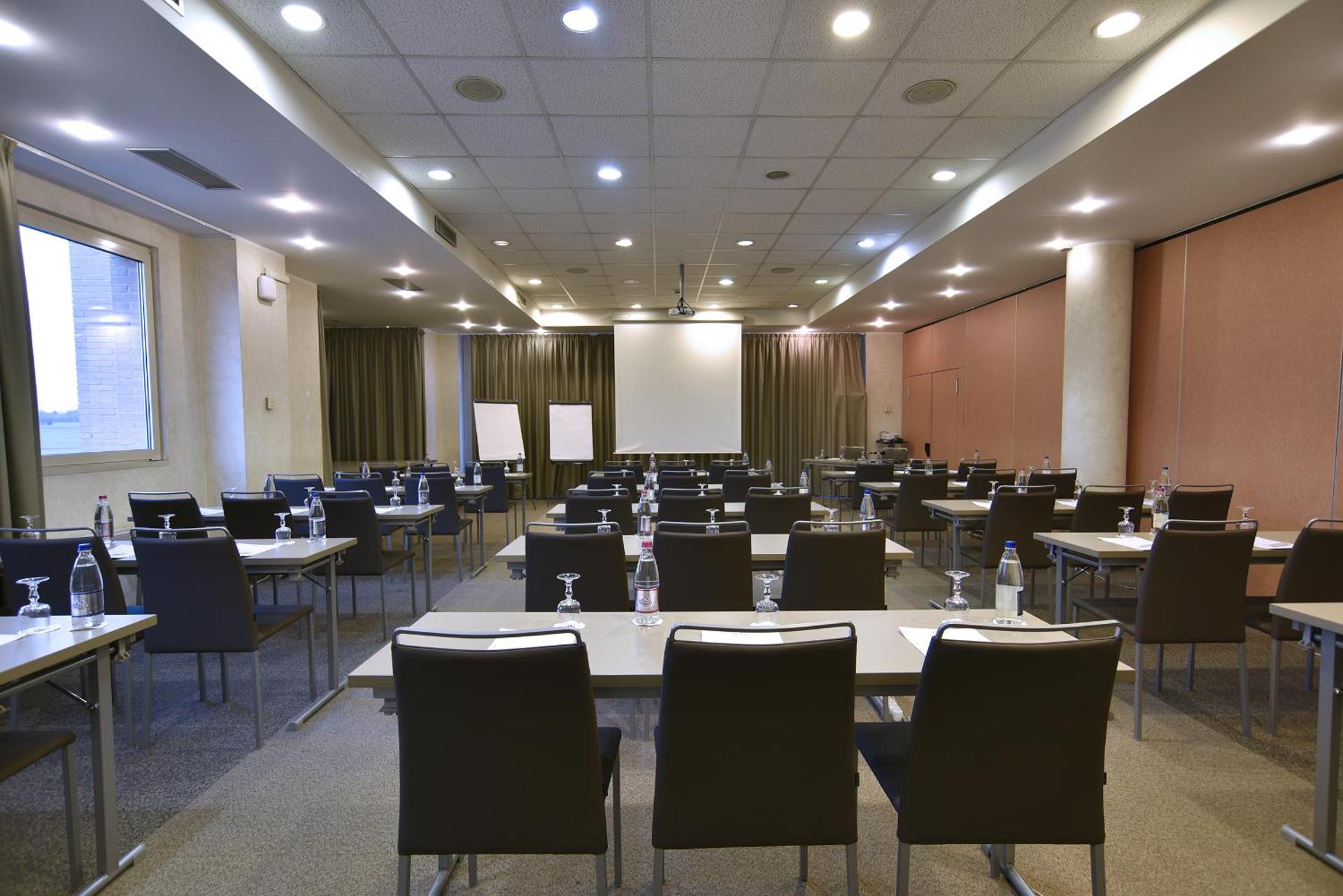 Meeting/conference room