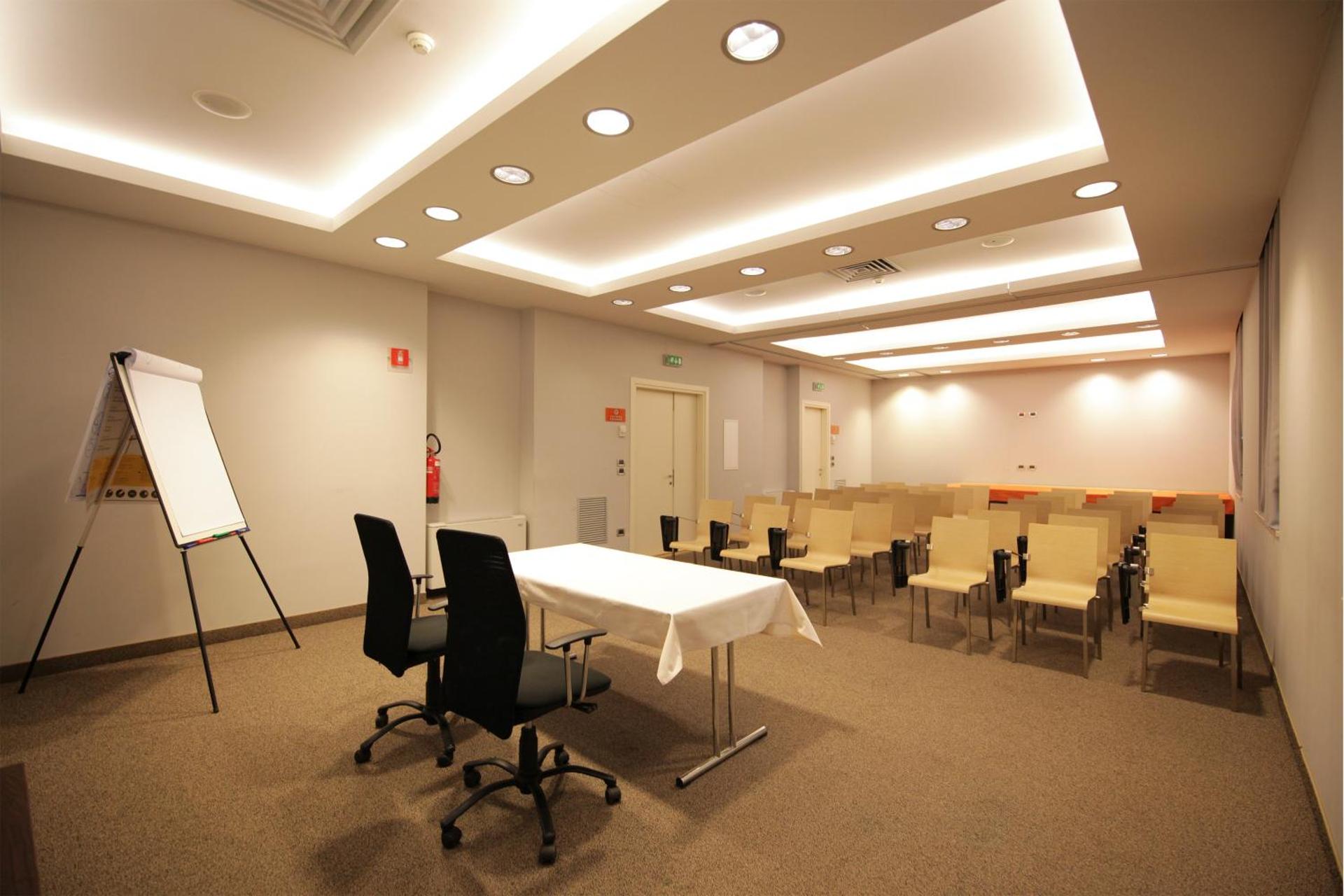 Meeting/conference room