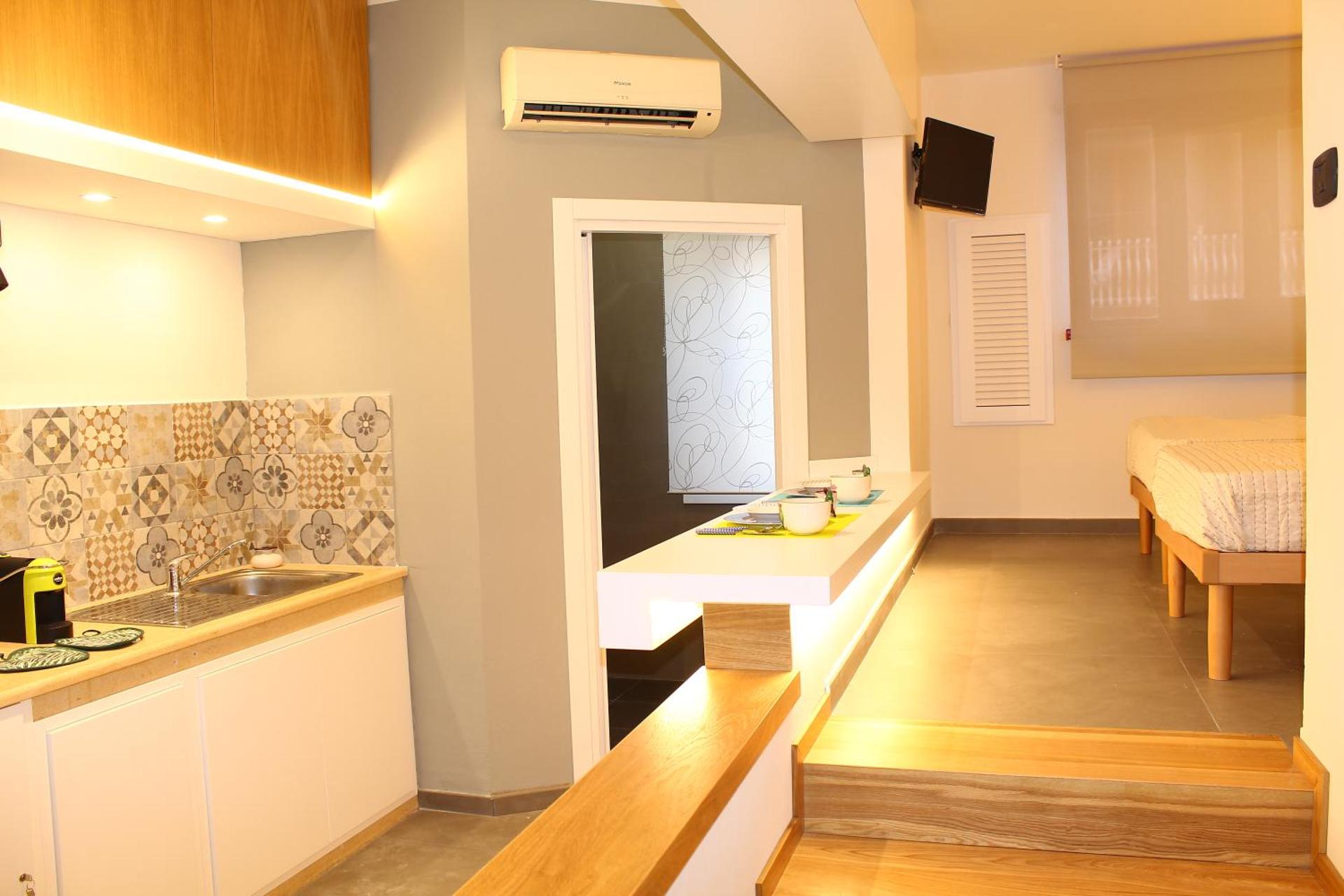 Kitchen or kitchenette