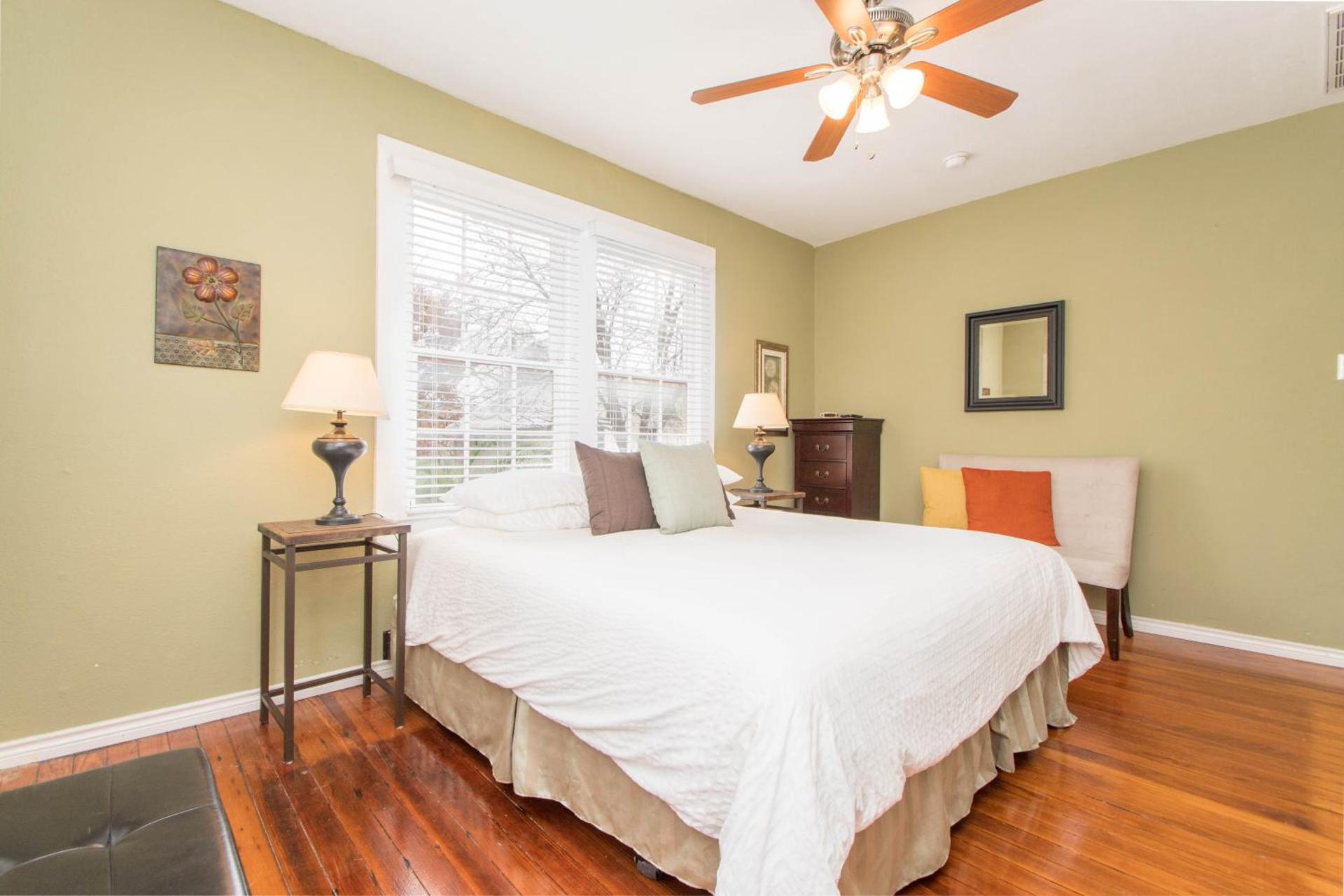 THE MADISON - San Antonio Riverwalk - Downtown - Convention Center