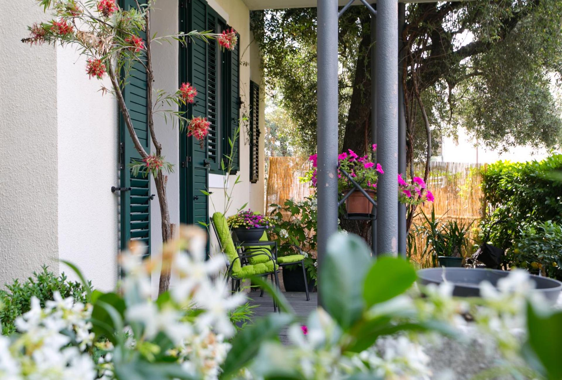 Vana & Tea Luxury Studio Apartment