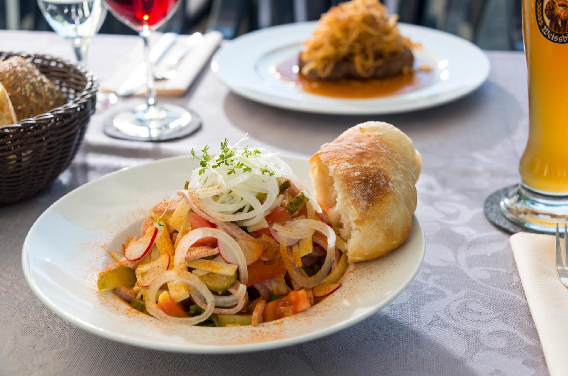 Restaurant/places to eat