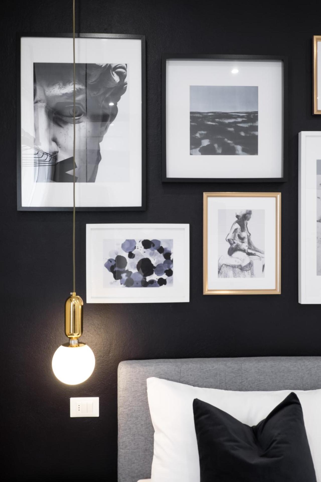 The Gallery 42 Guest House