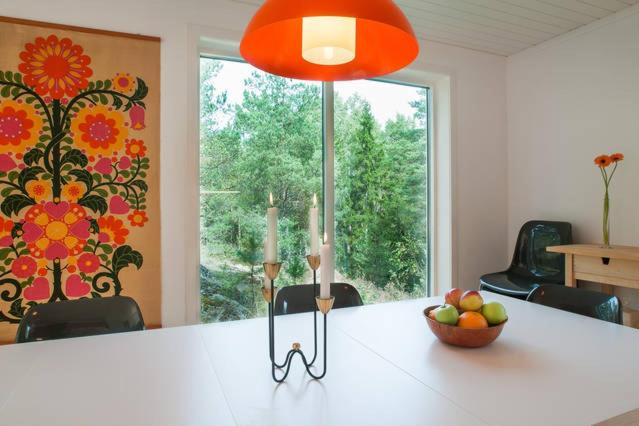 Archipelago-house with pool, boat and bikes