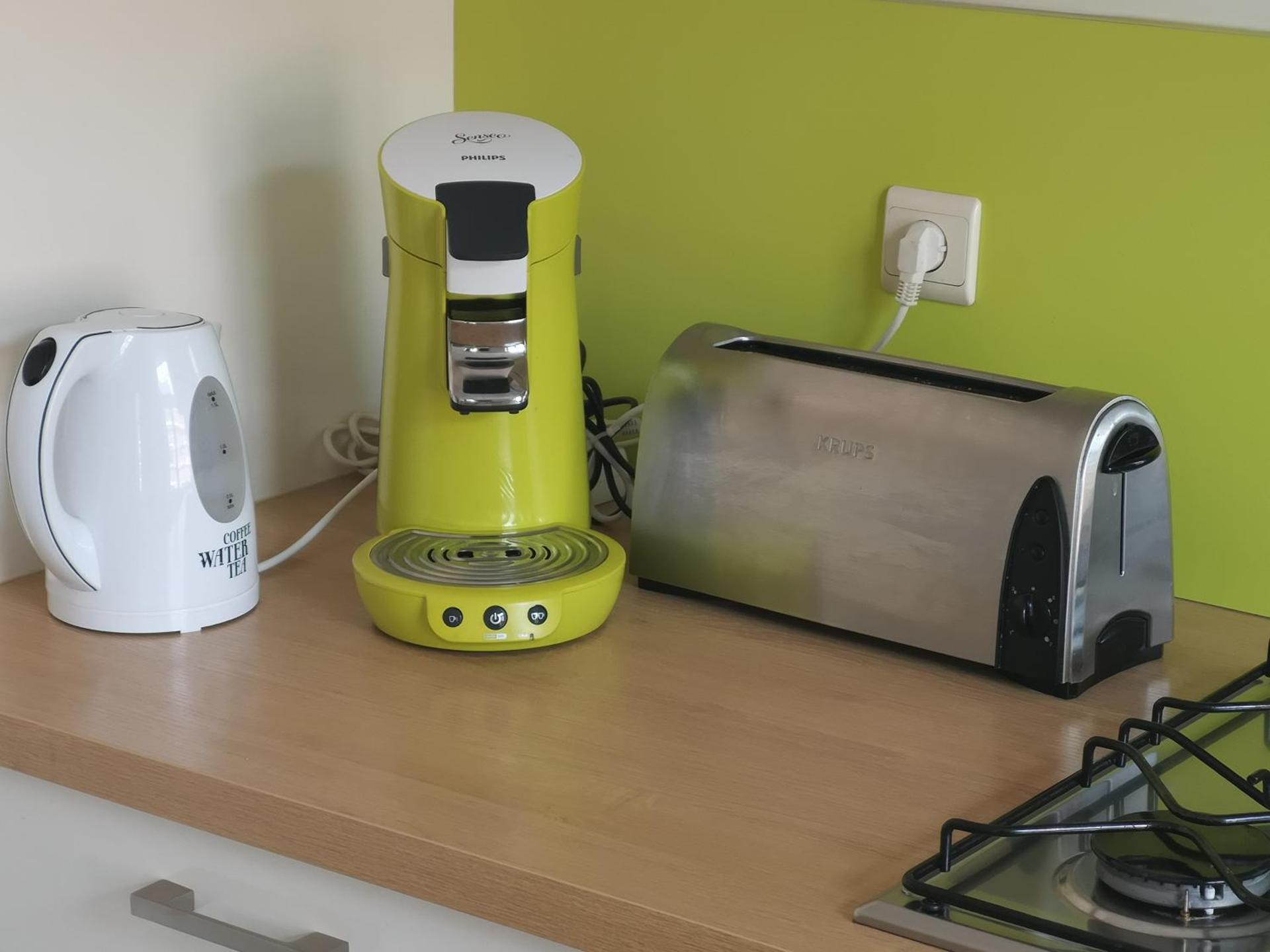 Coffee/tea facilities