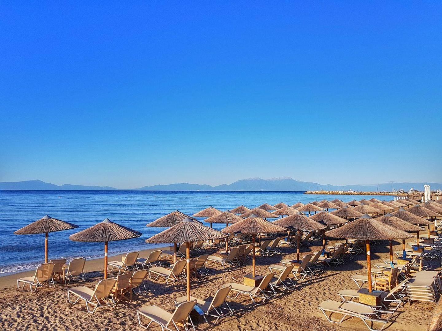 Menios Apartments and Studios