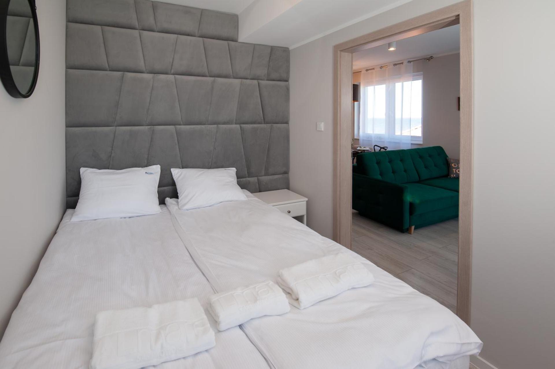 Deluxe Apartment with Balcony