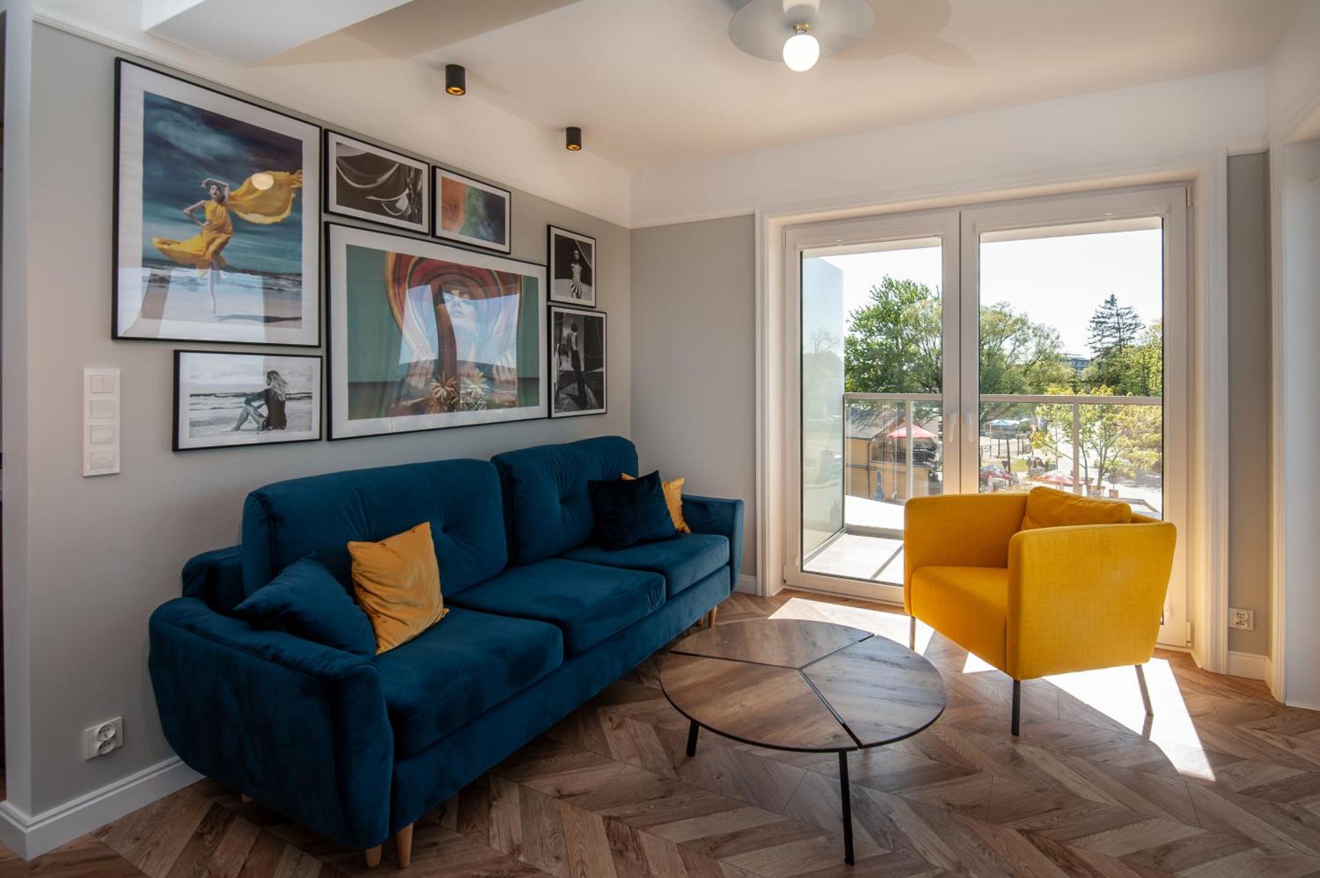 Deluxe Apartment with Balcony and Sea View