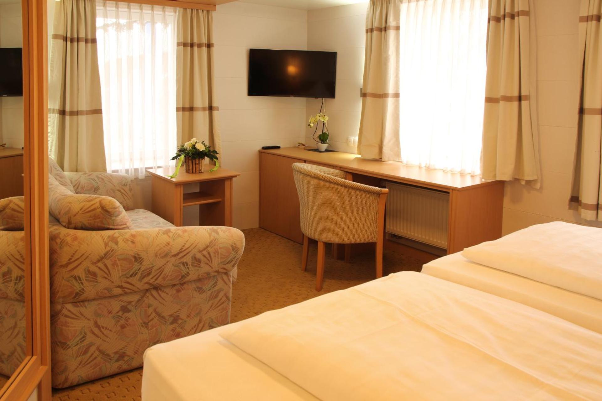 Hotel & Restaurant Bei Baki