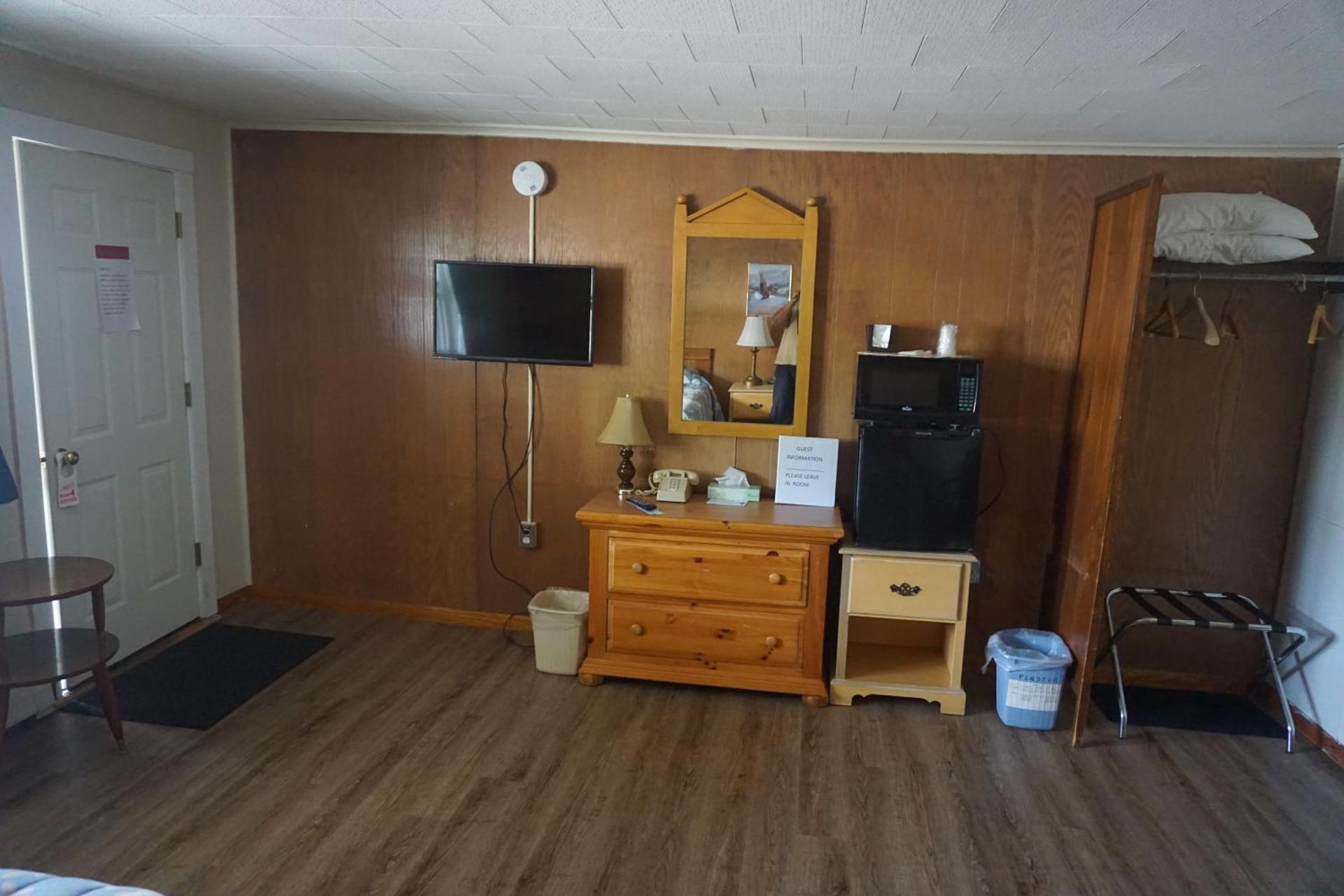 Northern Peaks Motor Inn