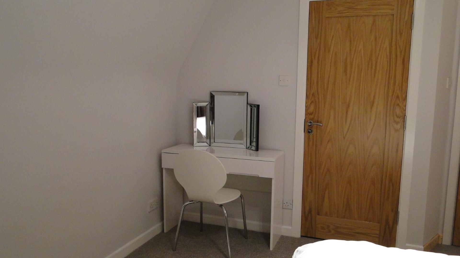 Watersedge Redcastle