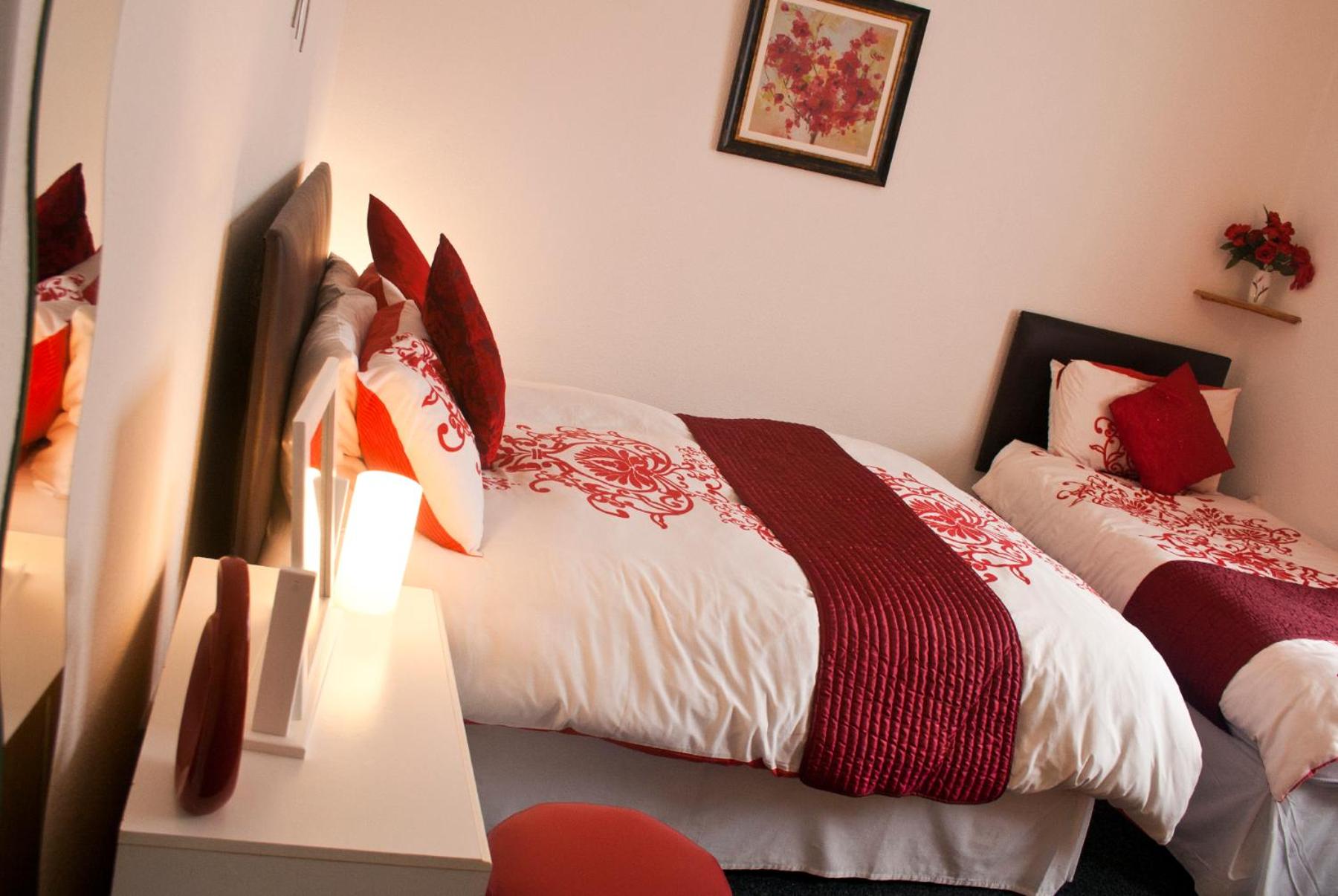 Carron House Holiday Apartments