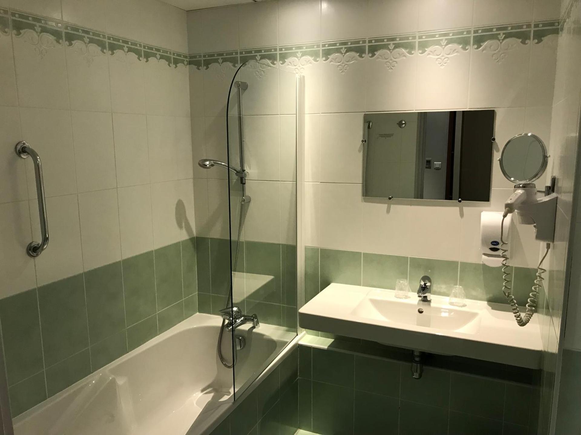 Logis Hôtel restaurant Les Minotiers