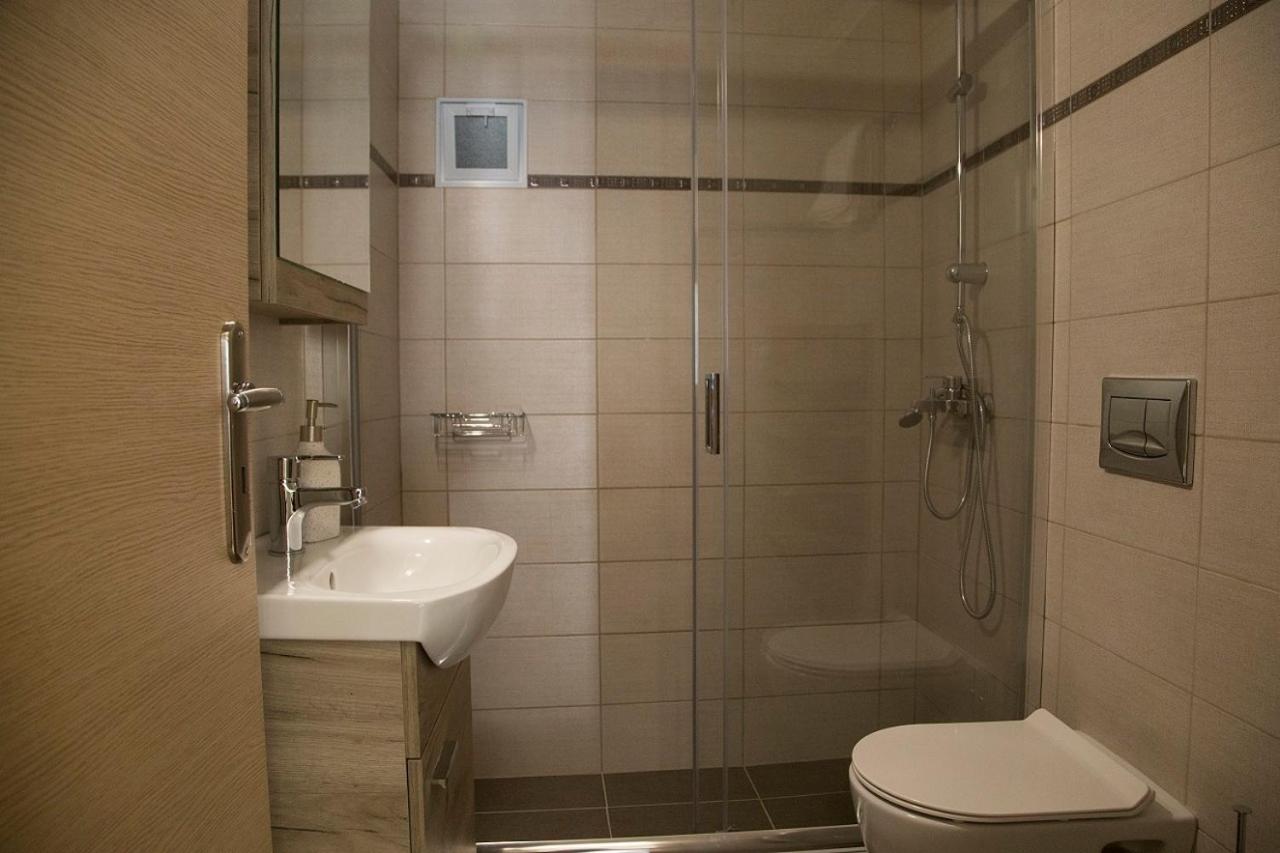 Papatsas Center Houses