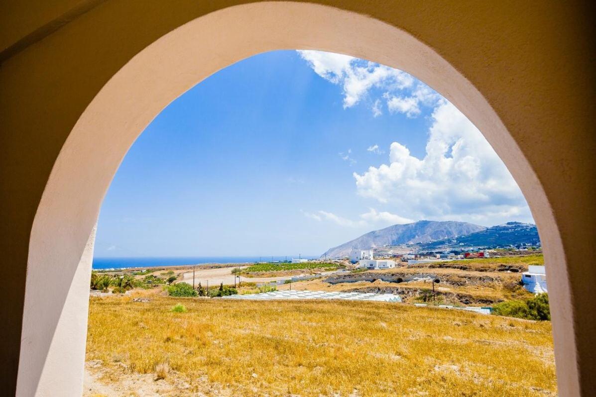 Santorini’s Diamond Houses