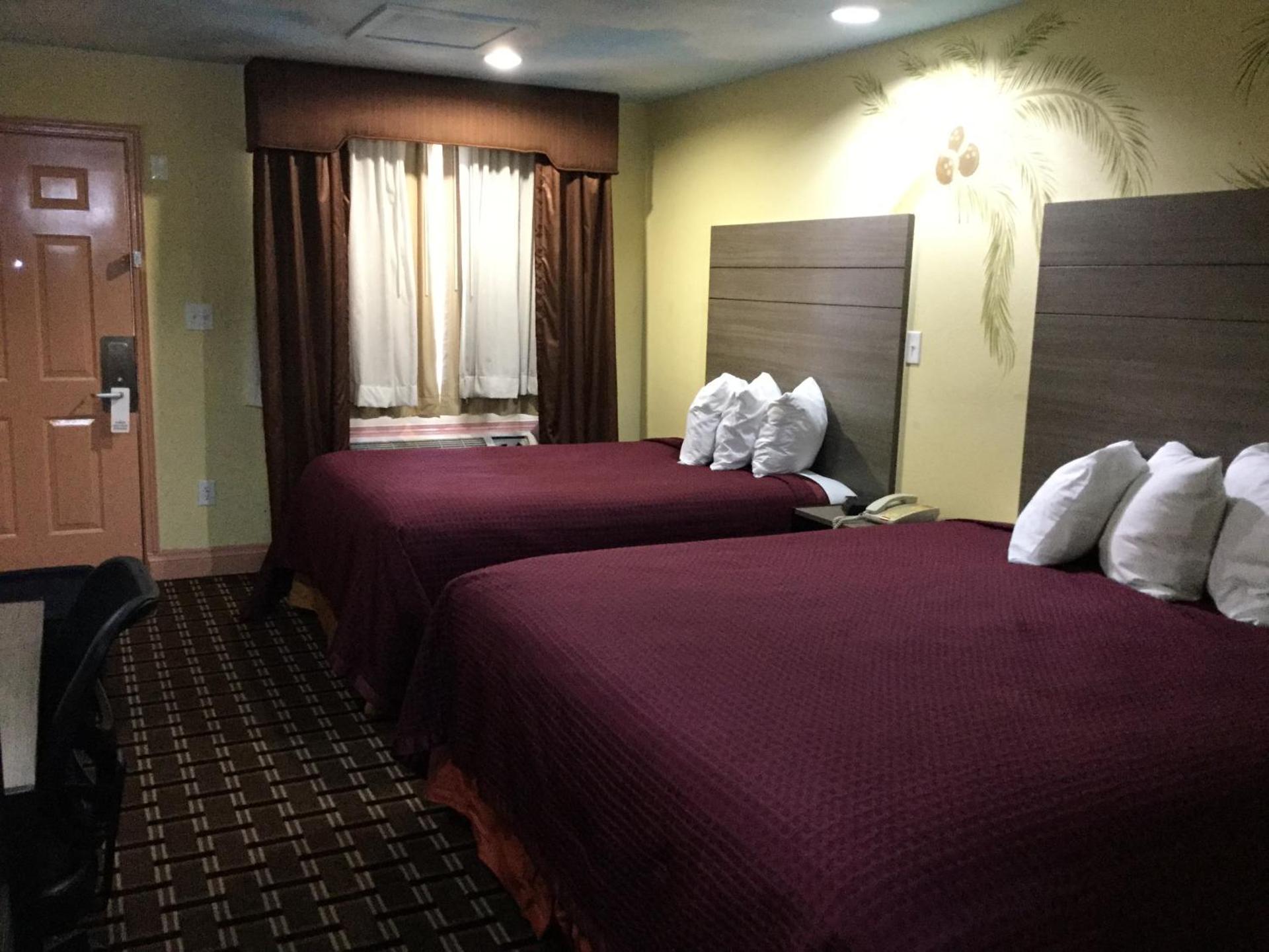 Luxury Inn and Suites Seaworld