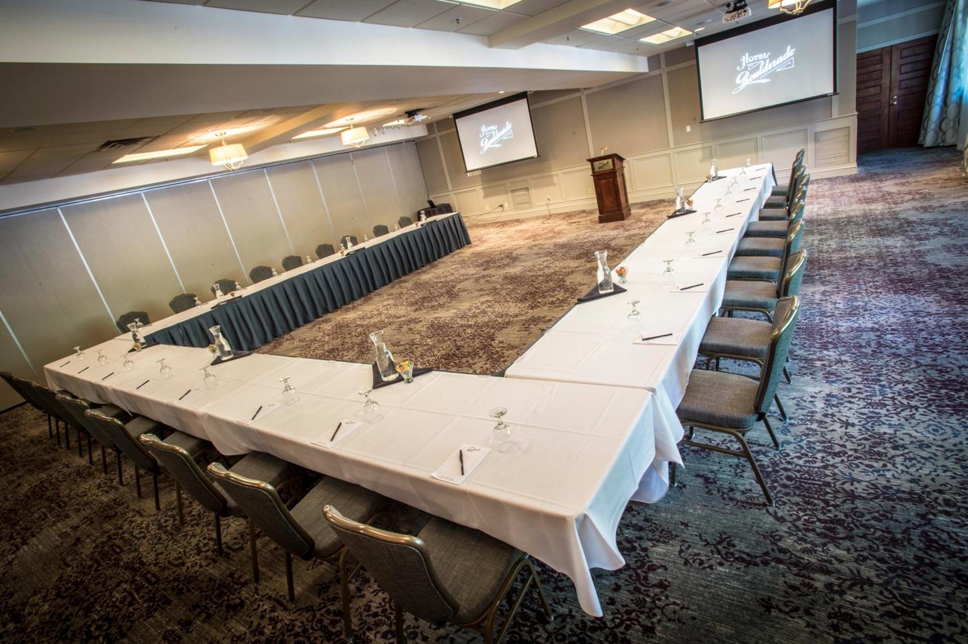 Meeting/conference room