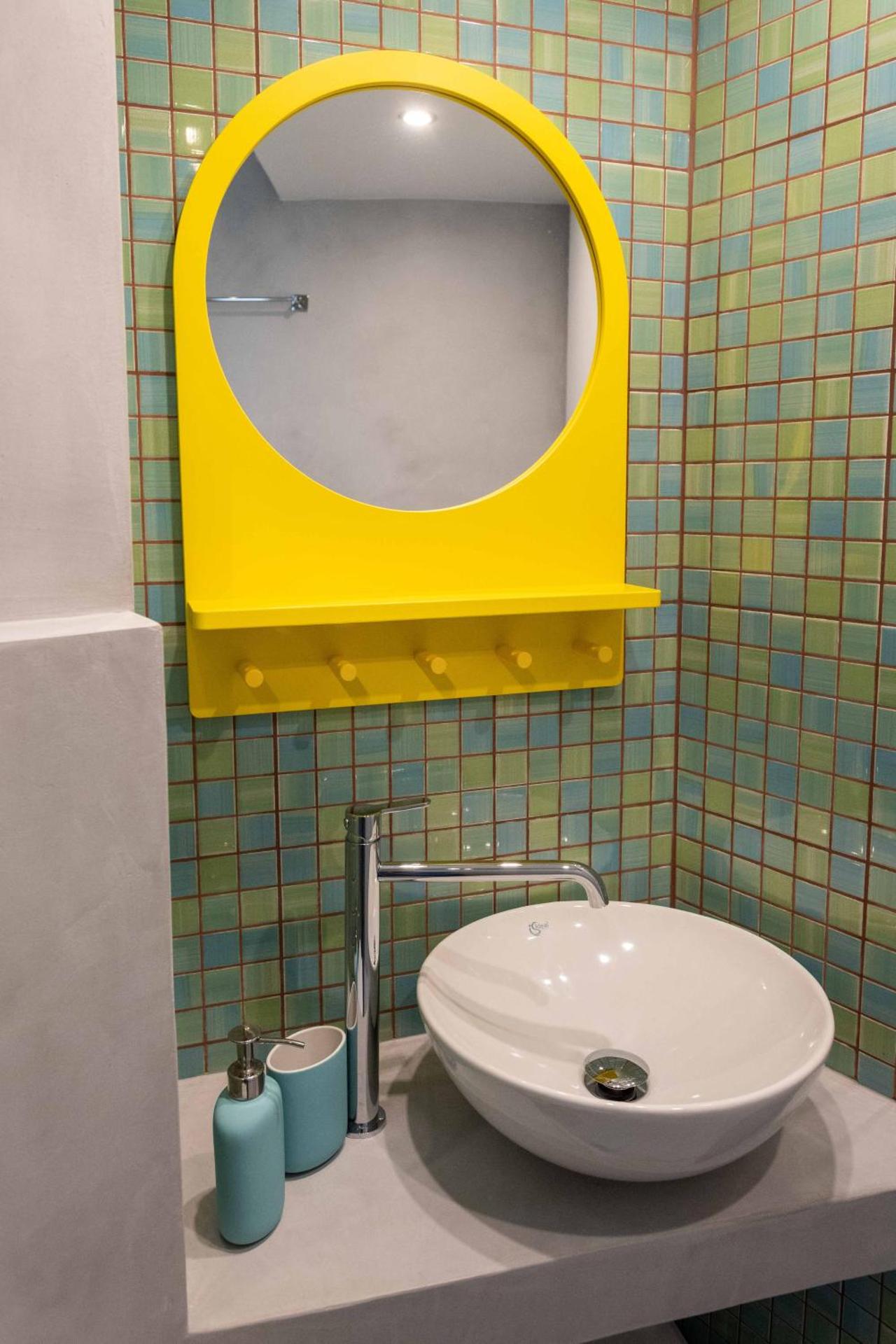 Acropolis Monastiraki Newly Renovated Apartment