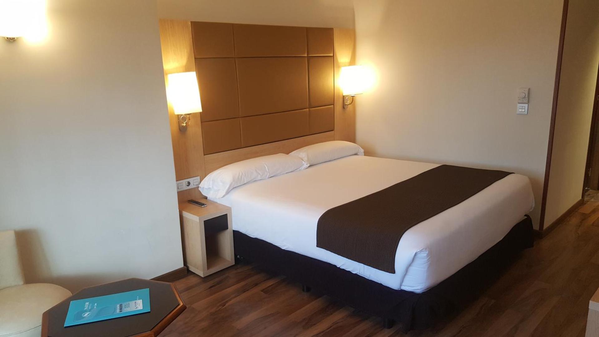 Two Double or Twin Rooms Connected