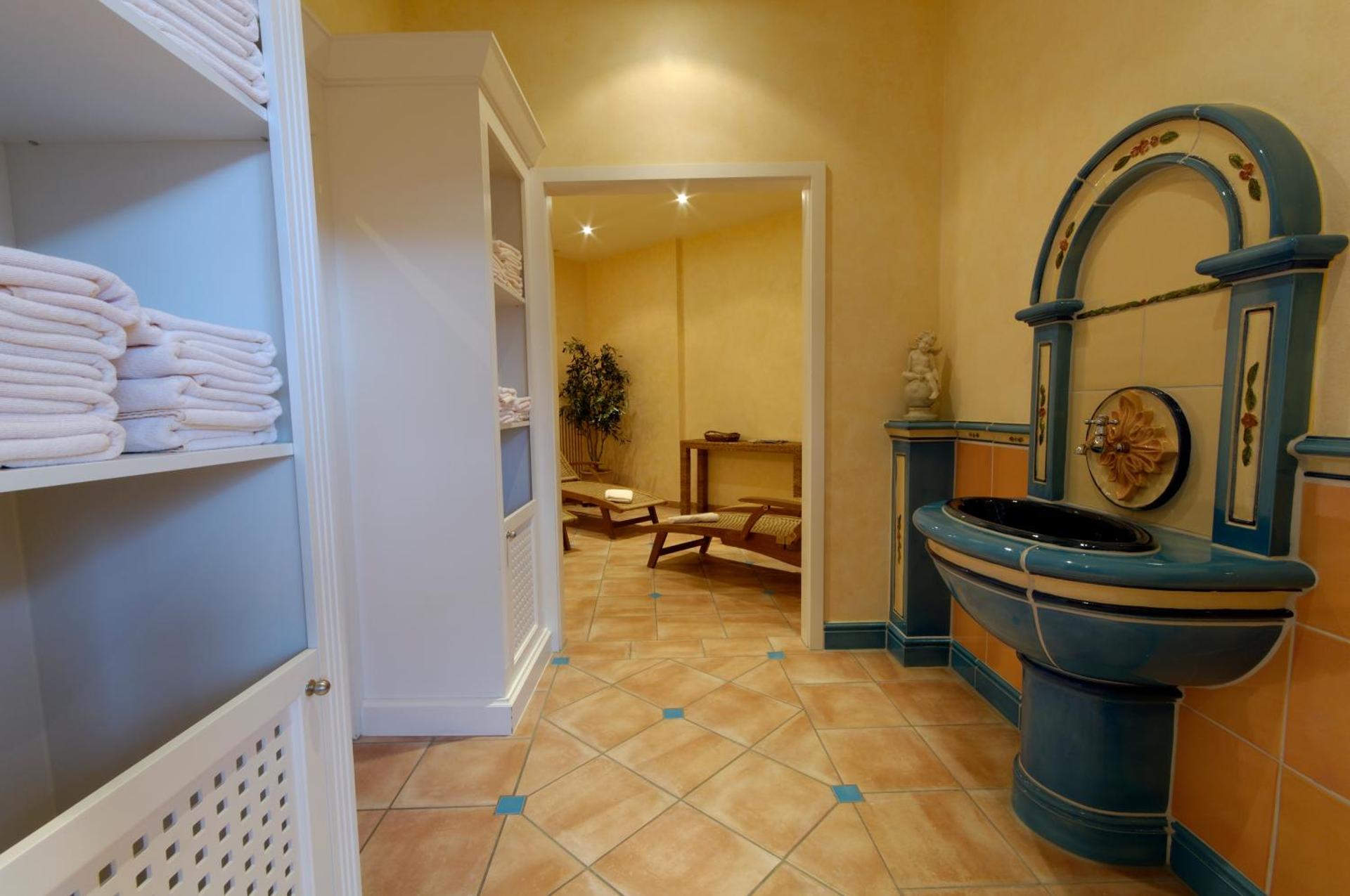 Spa and wellness centre/facilities