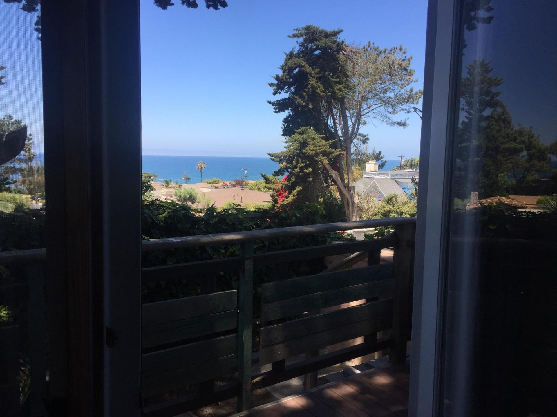 Premier King Room with Ocean View