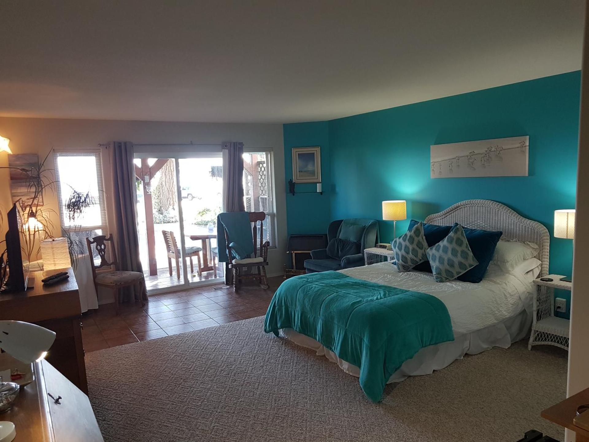 Davis Bay Bed & Breakfast