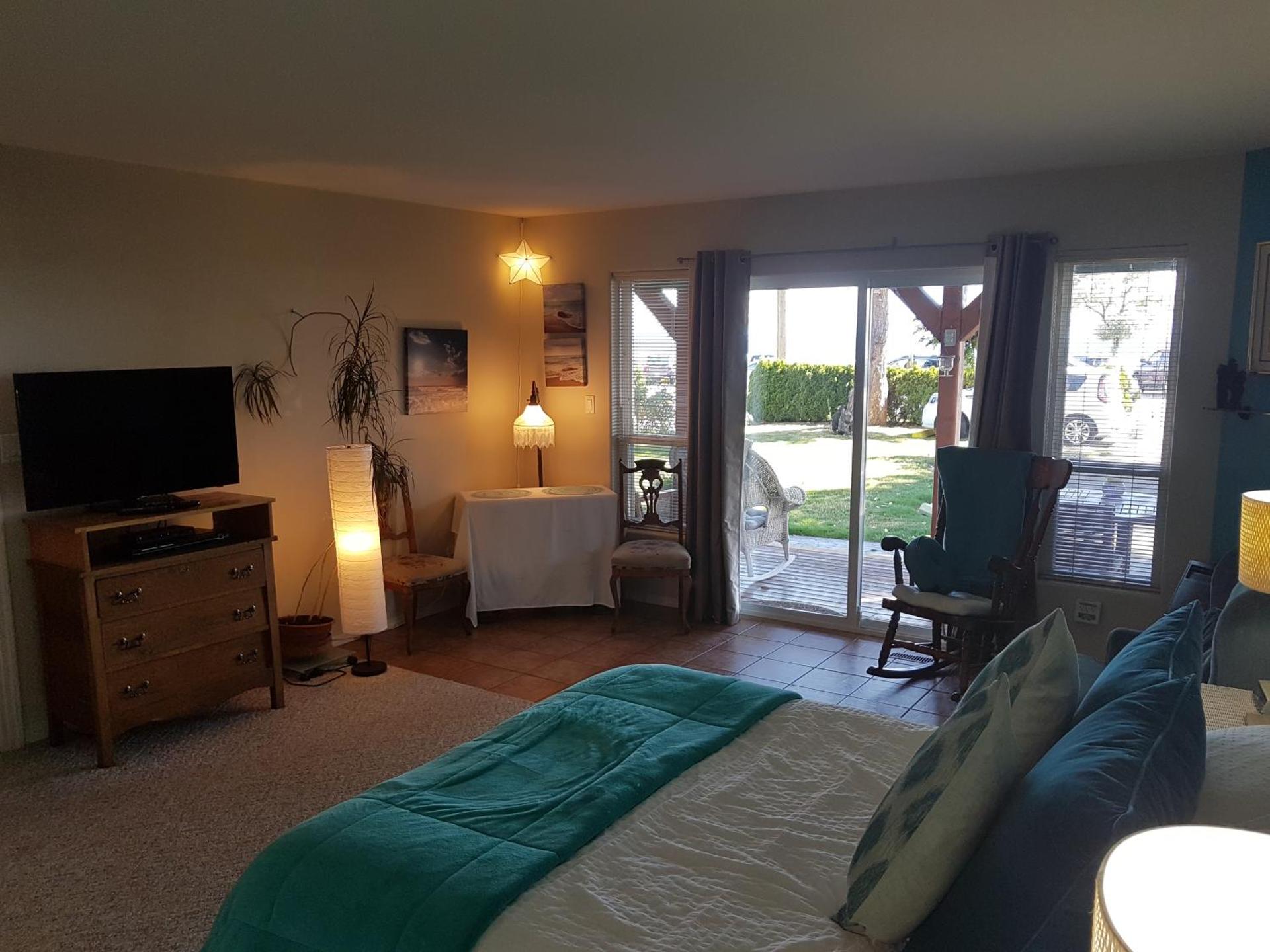 Davis Bay Bed & Breakfast