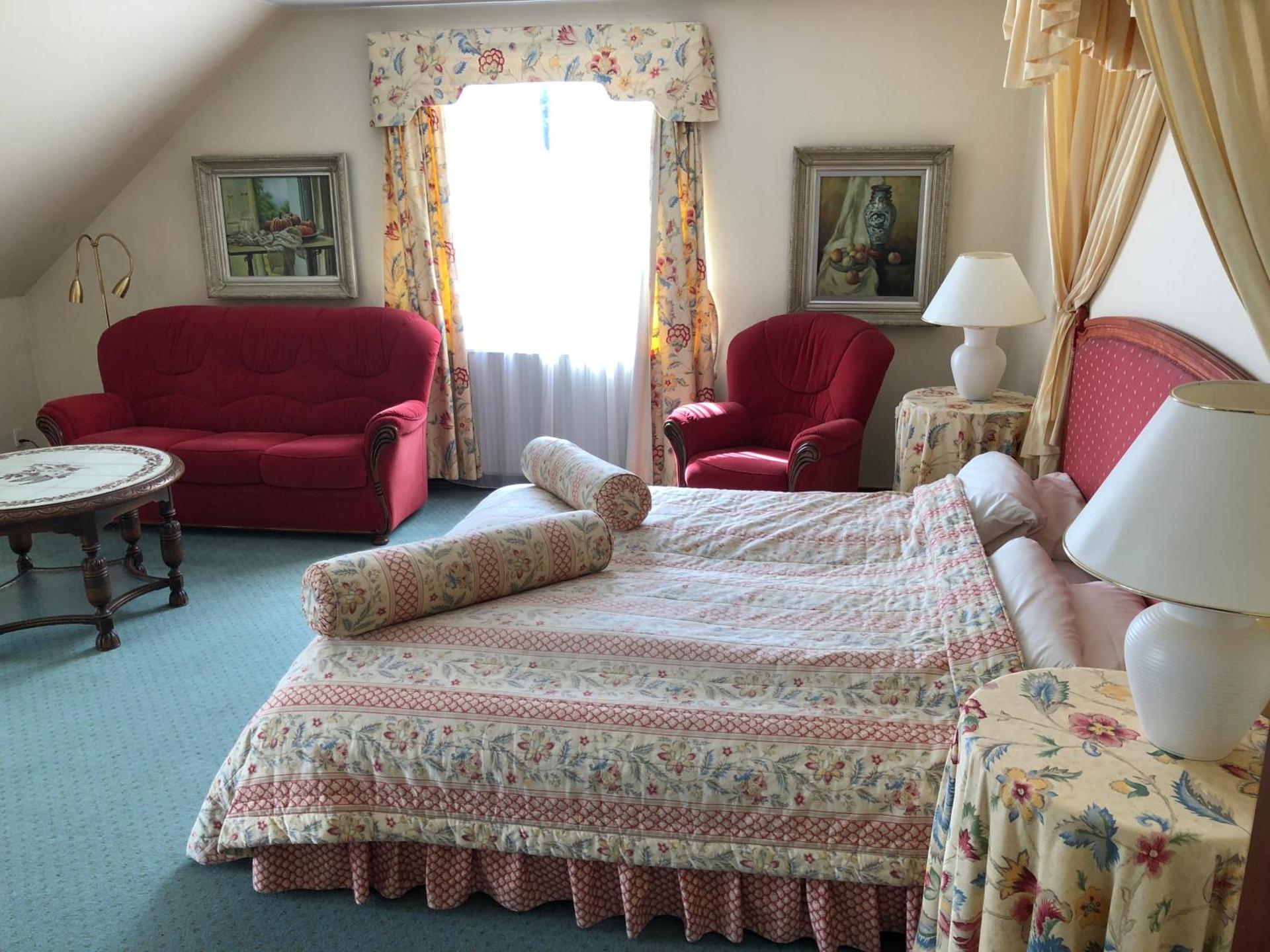 Double Room with Spa Bath