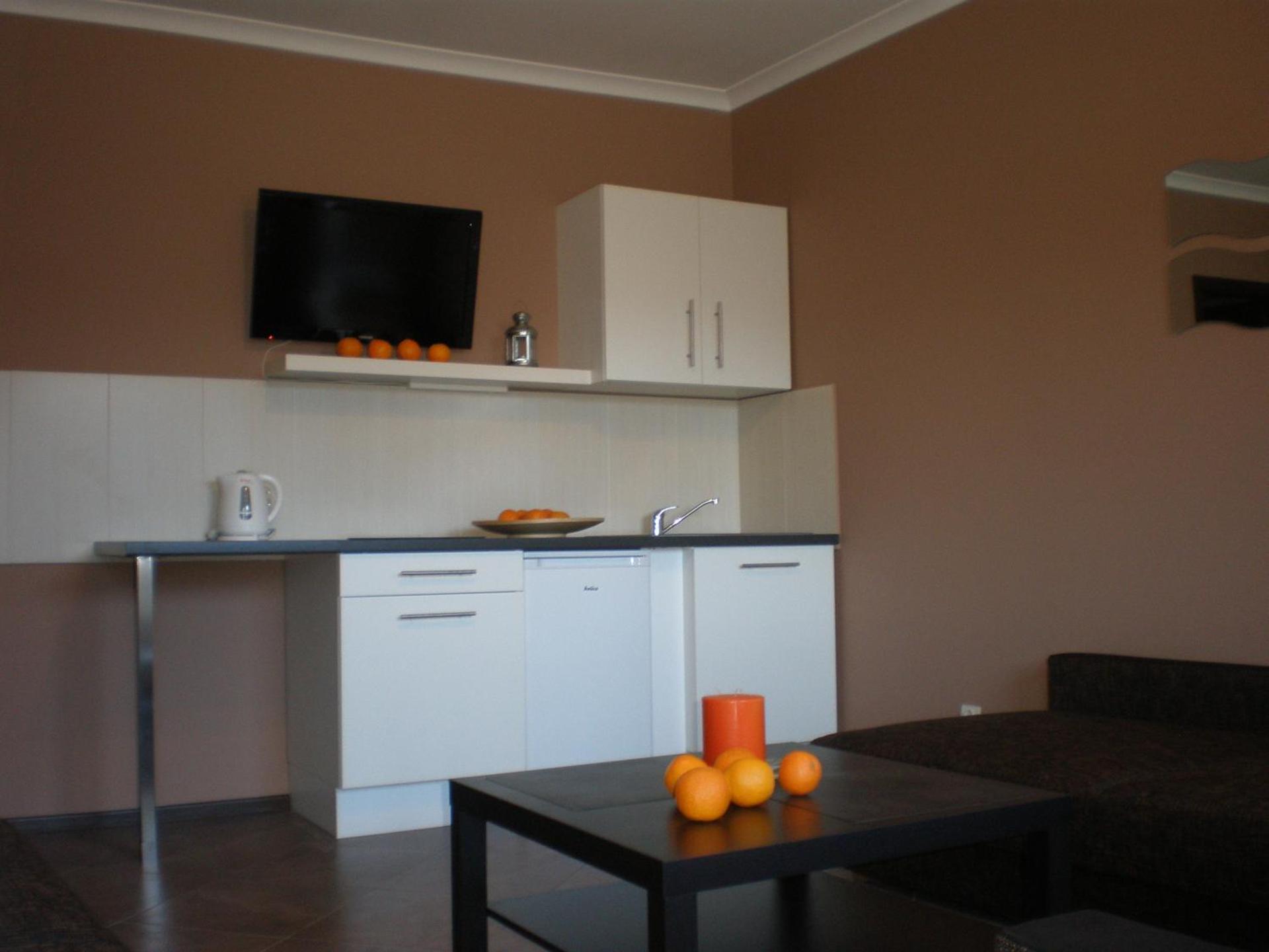 Twin Room with Kitchenette