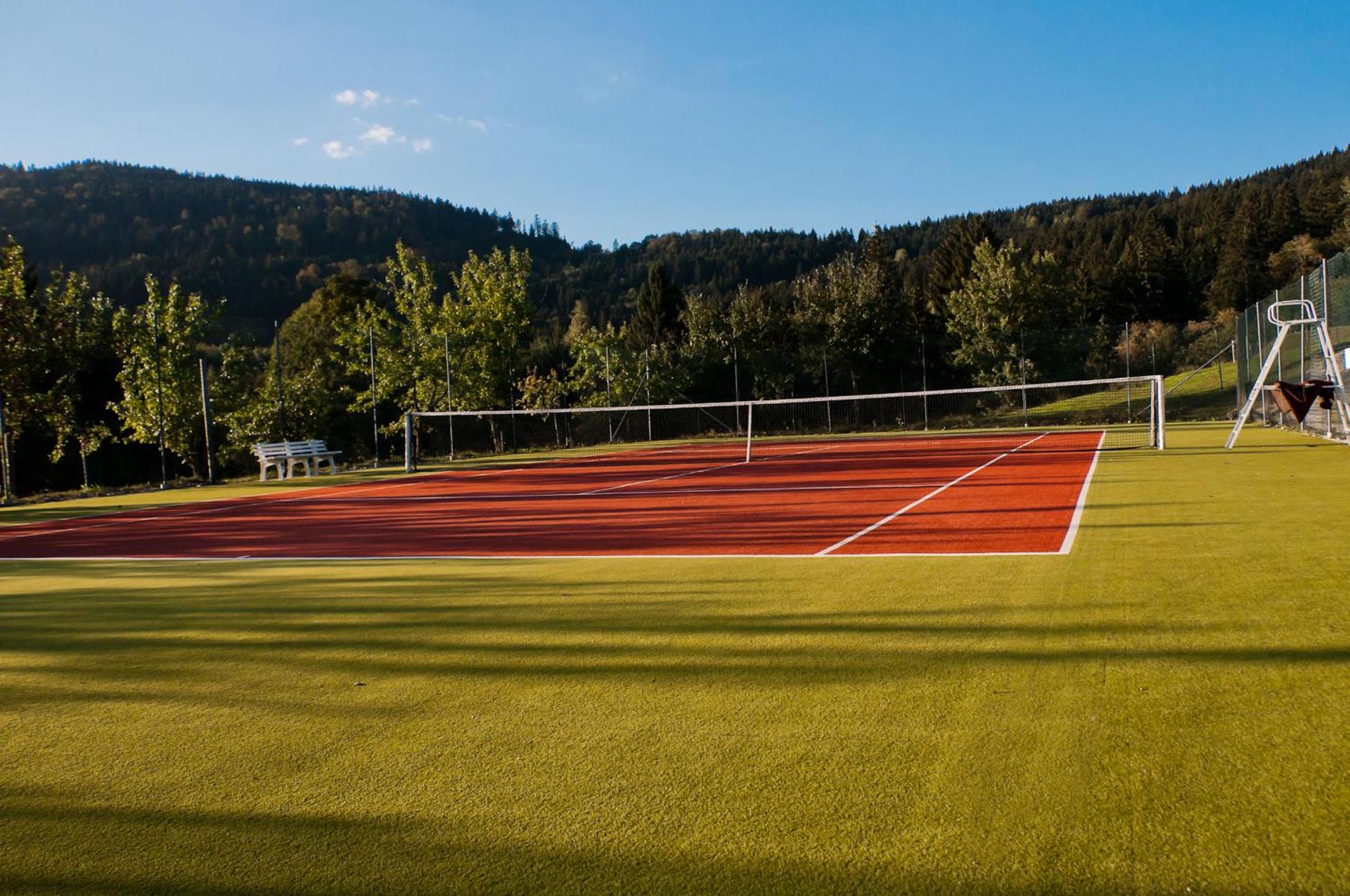 Tennis court