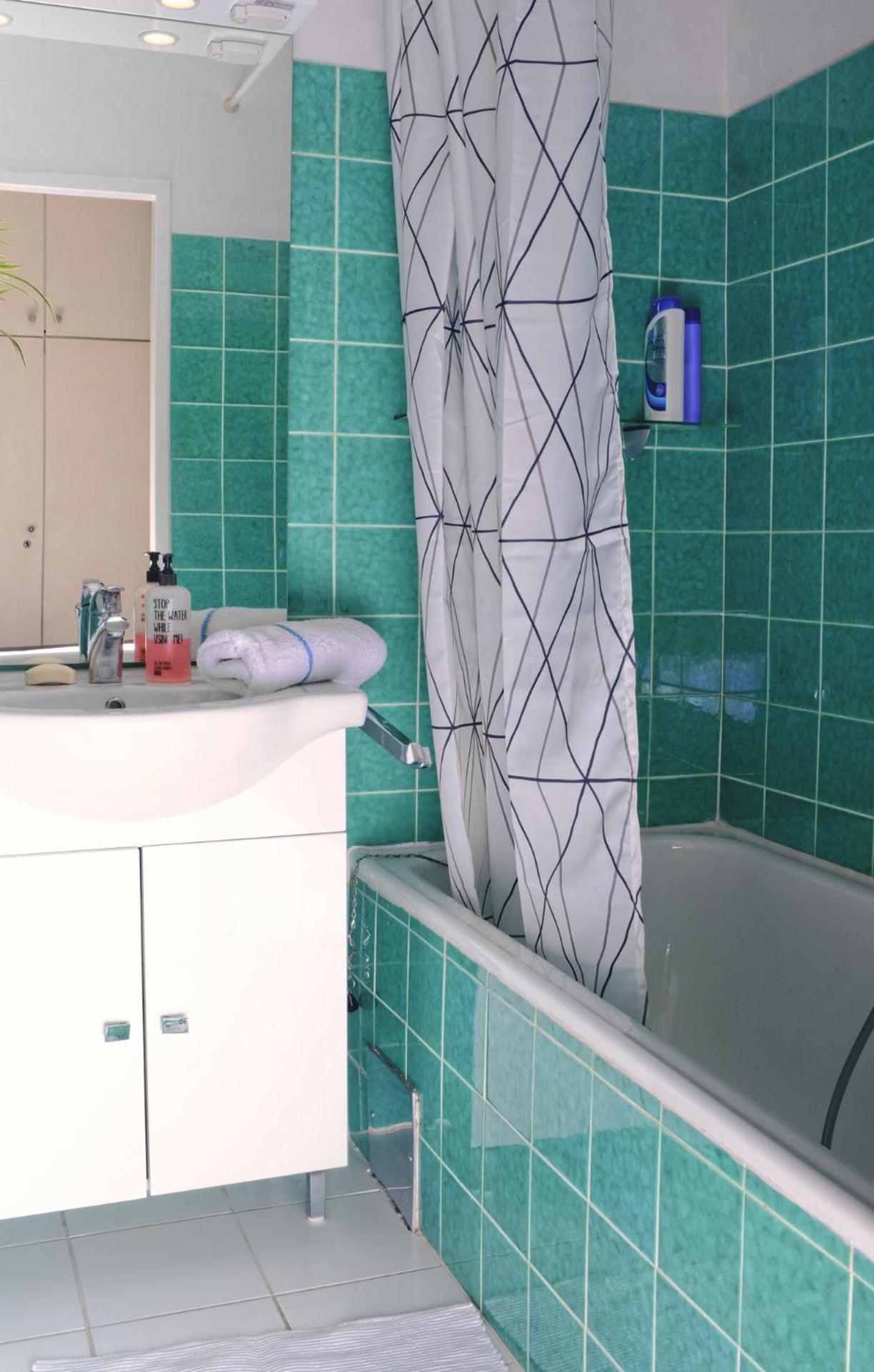 Spacious 2Rooms central area