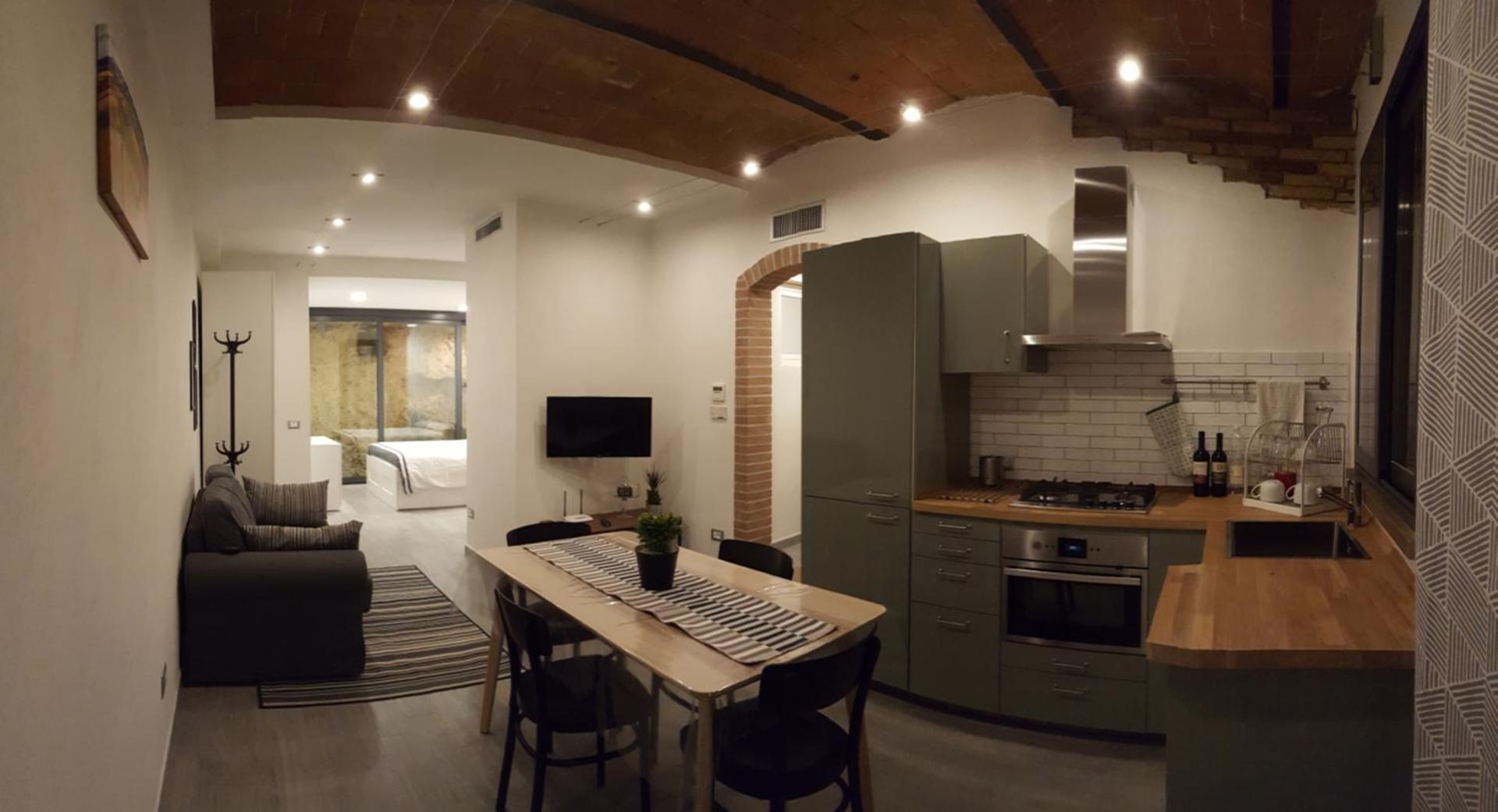 Kitchen or kitchenette