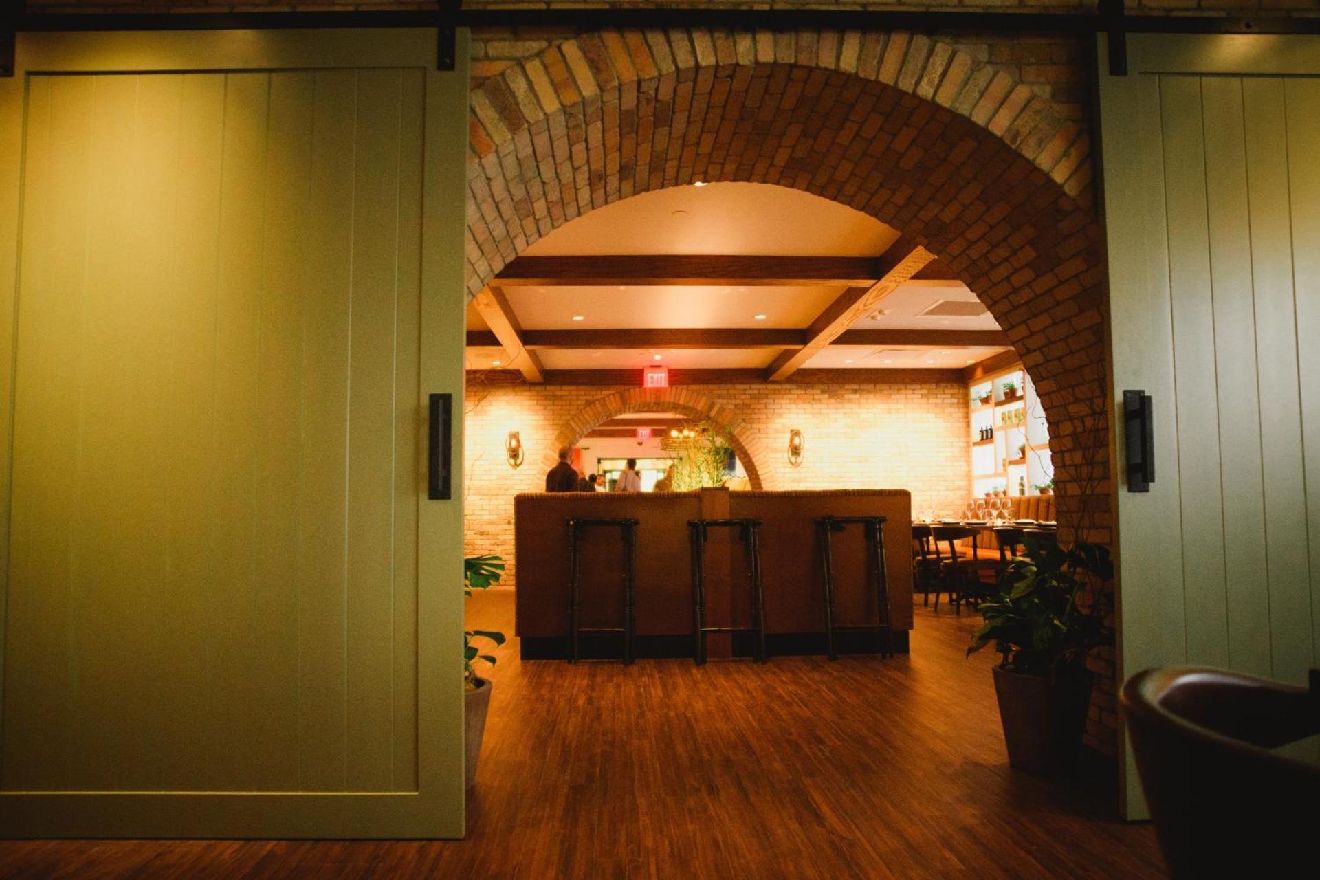 Restaurant/places to eat