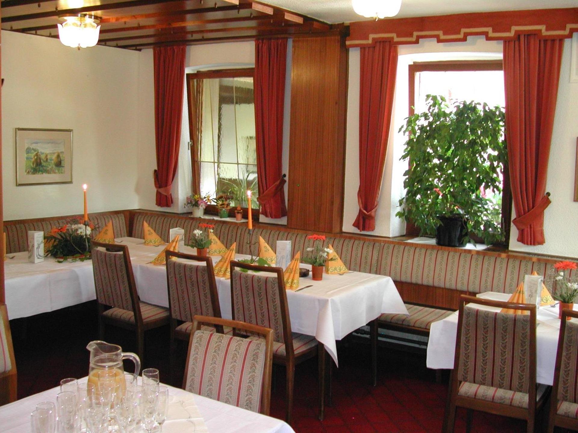 Restaurant/places to eat