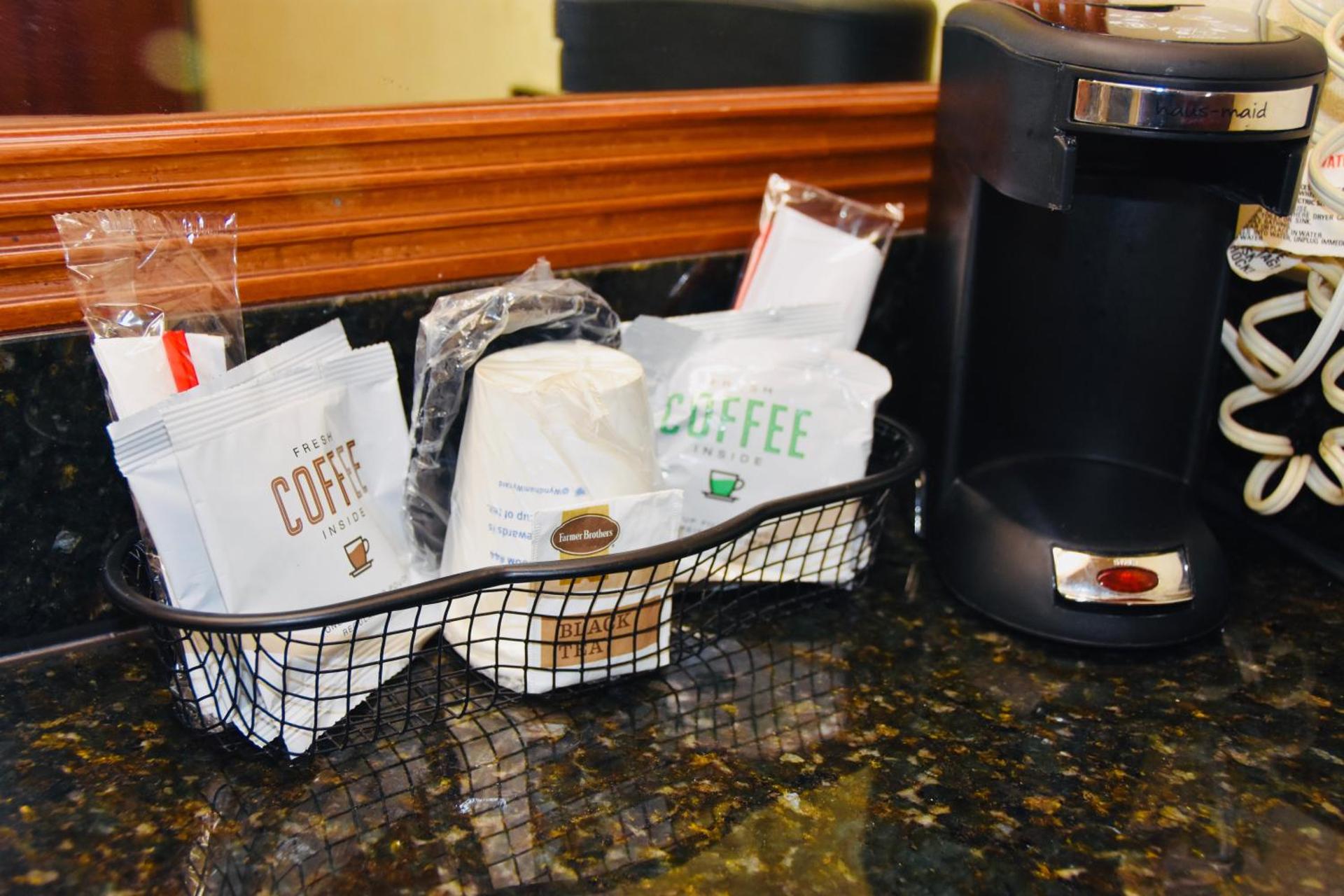 Coffee/tea facilities