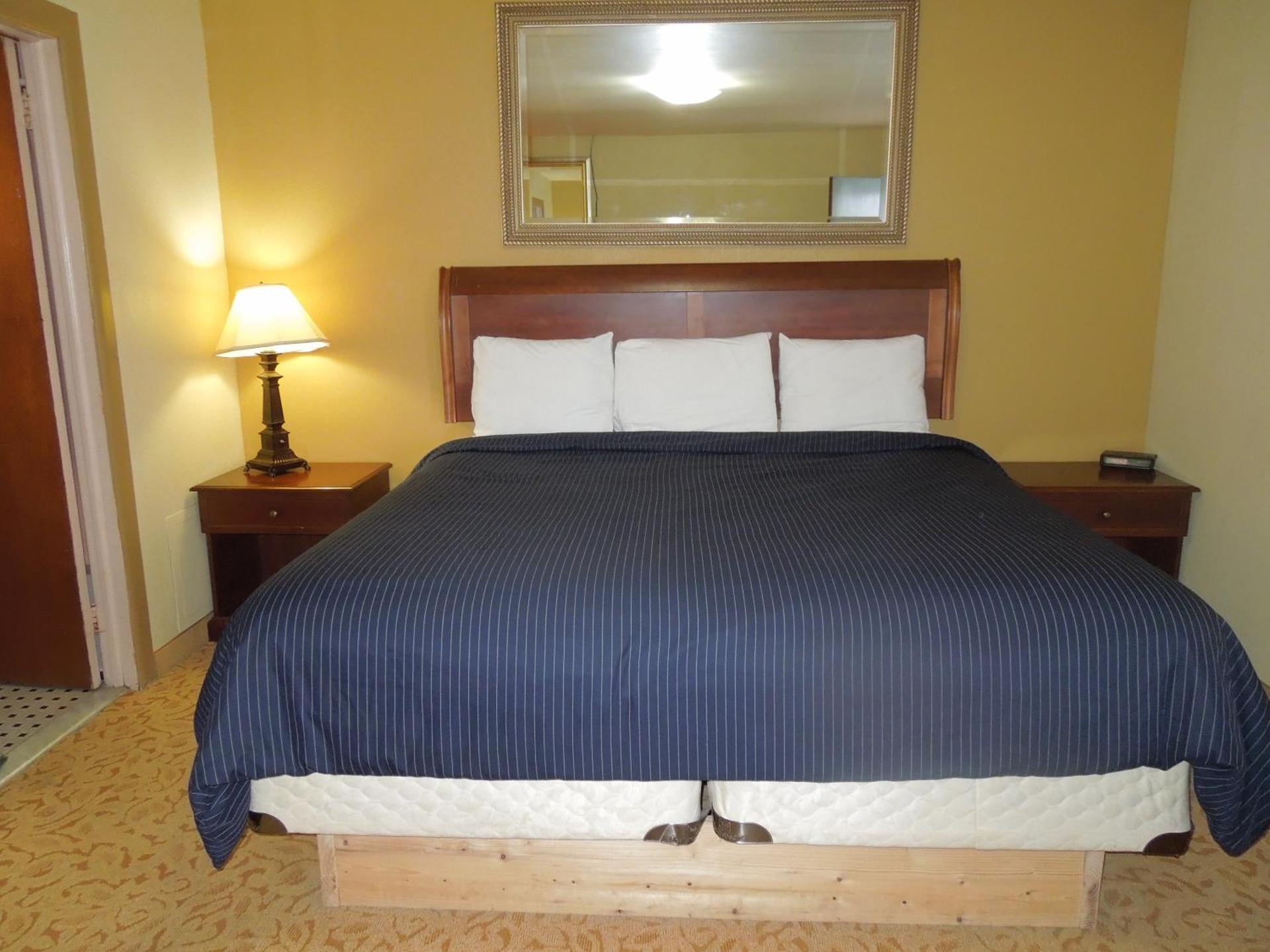 Slumberland Motel Mount Holly