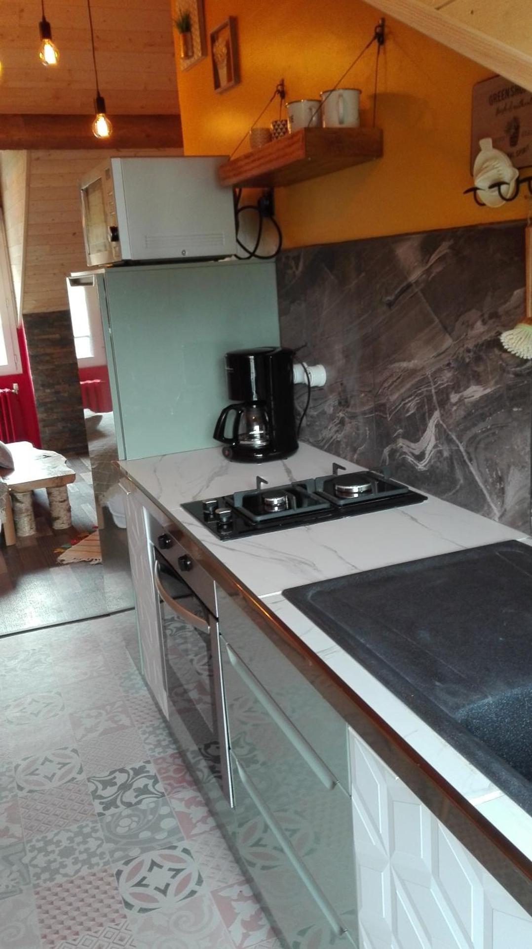 Kitchen or kitchenette