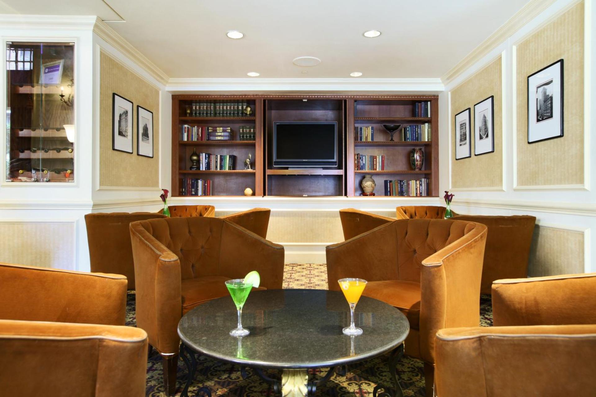 Lounge or bar