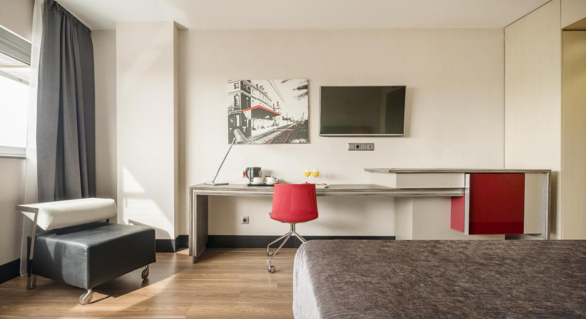 Photo of the whole room