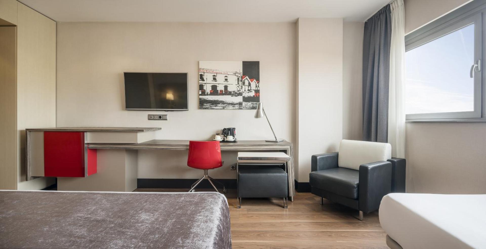 Photo of the whole room