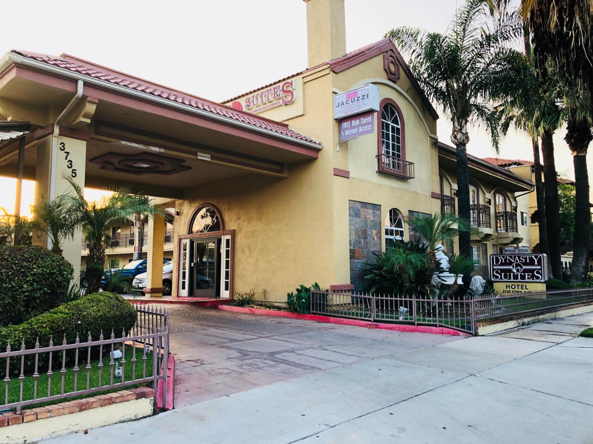 Dynasty Suites Hotel