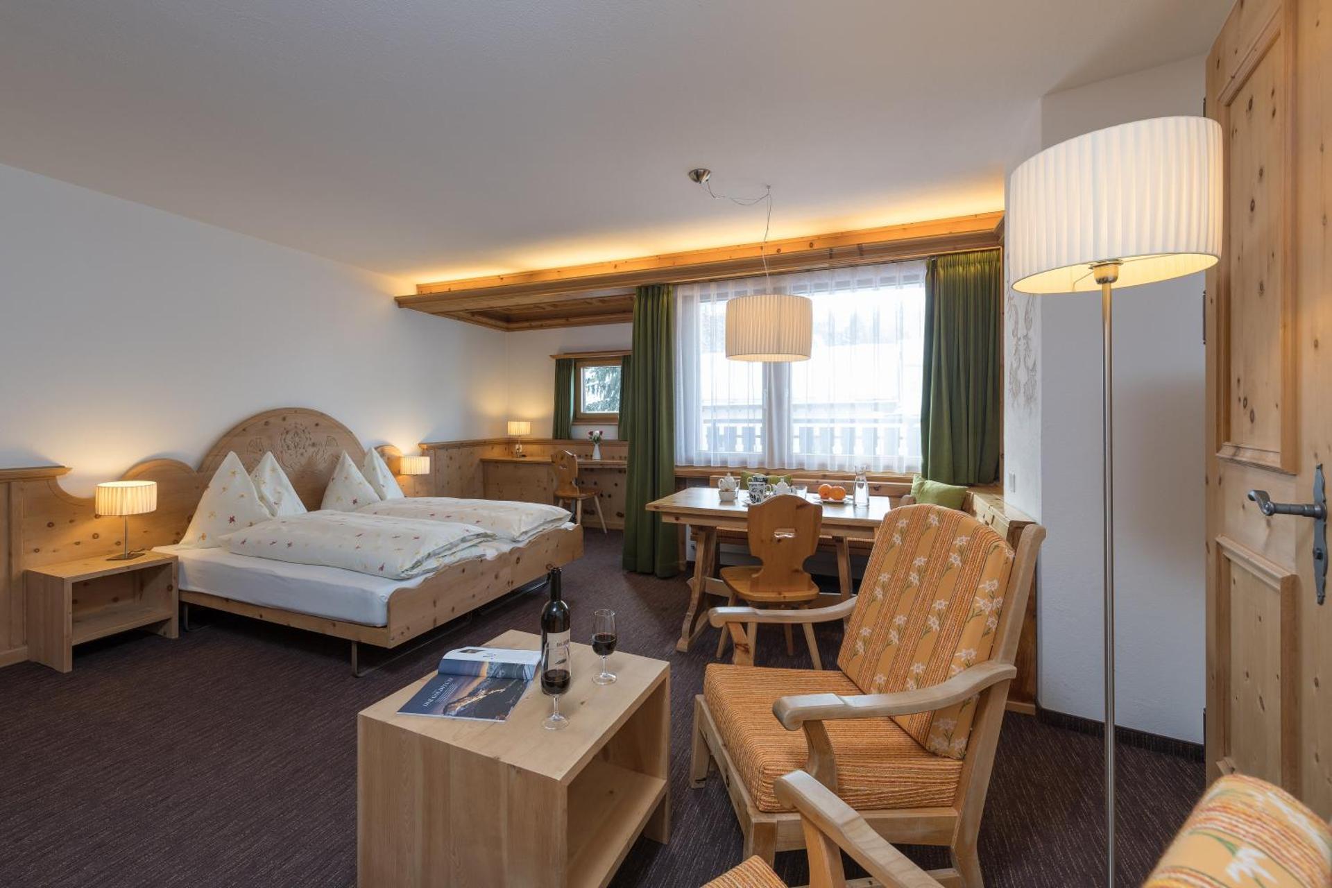 Photo of the whole room