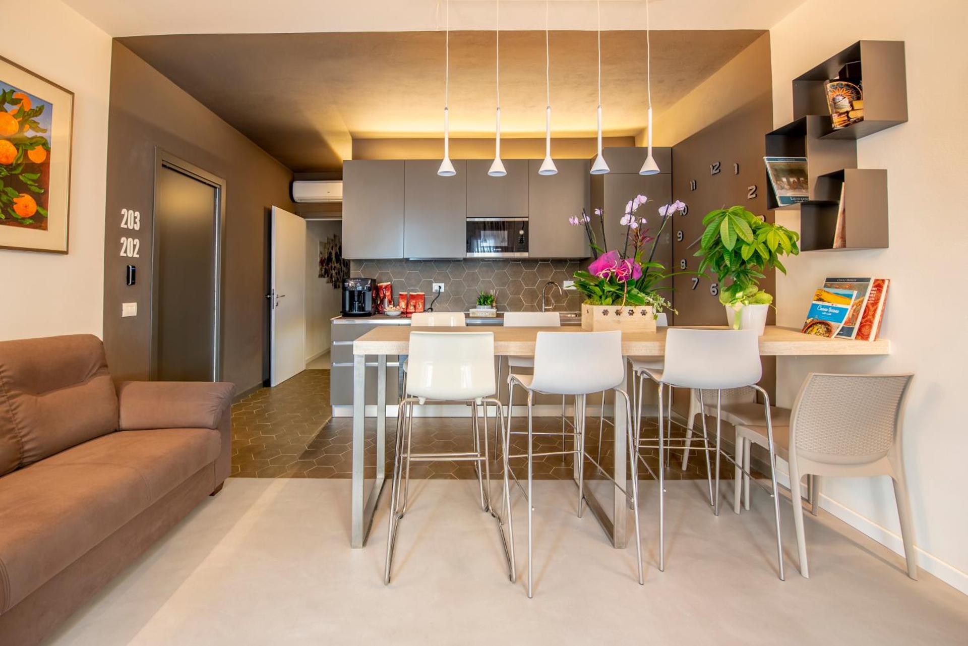 Communal lounge/ TV room