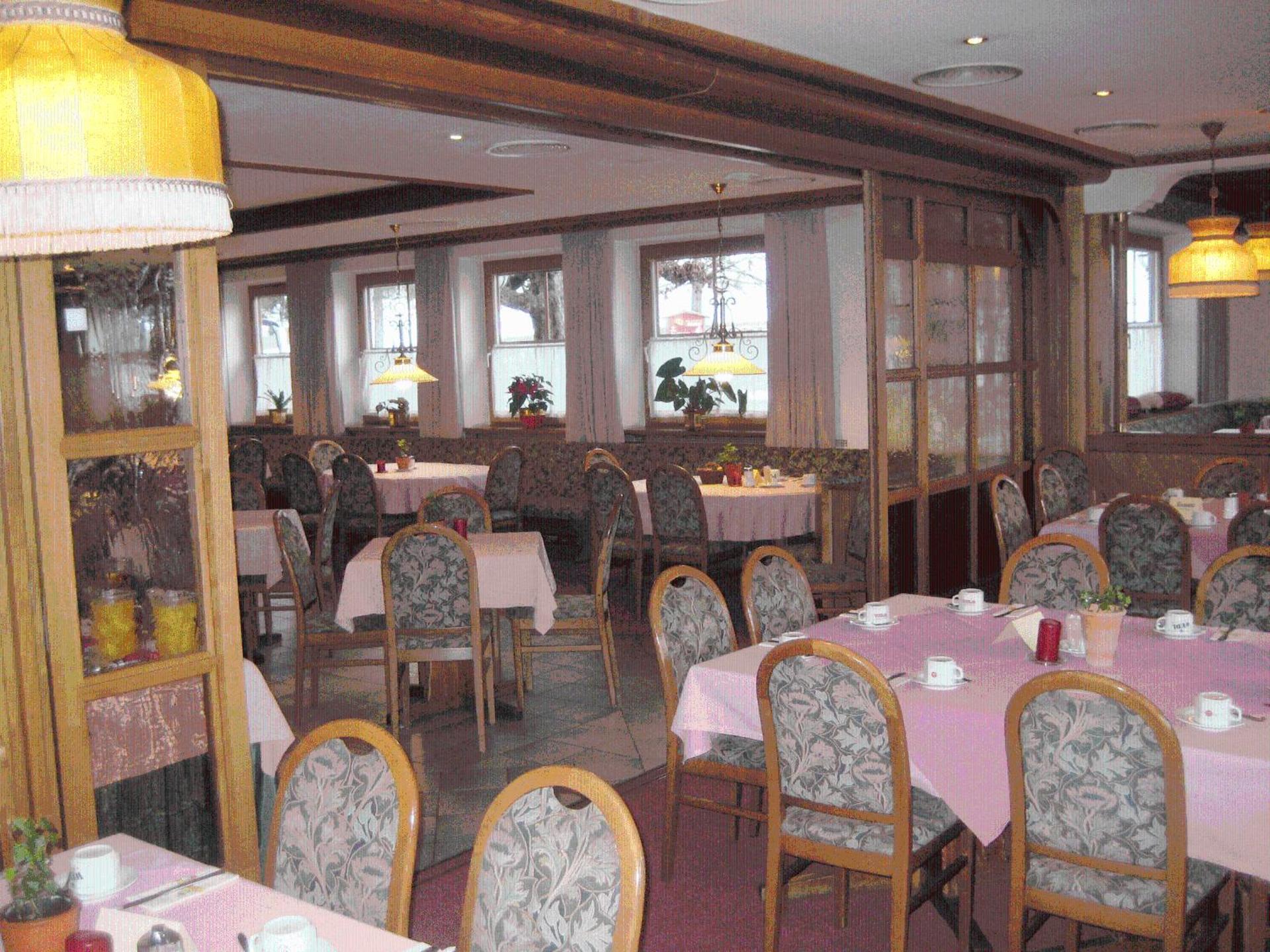 Restaurant/places to eat