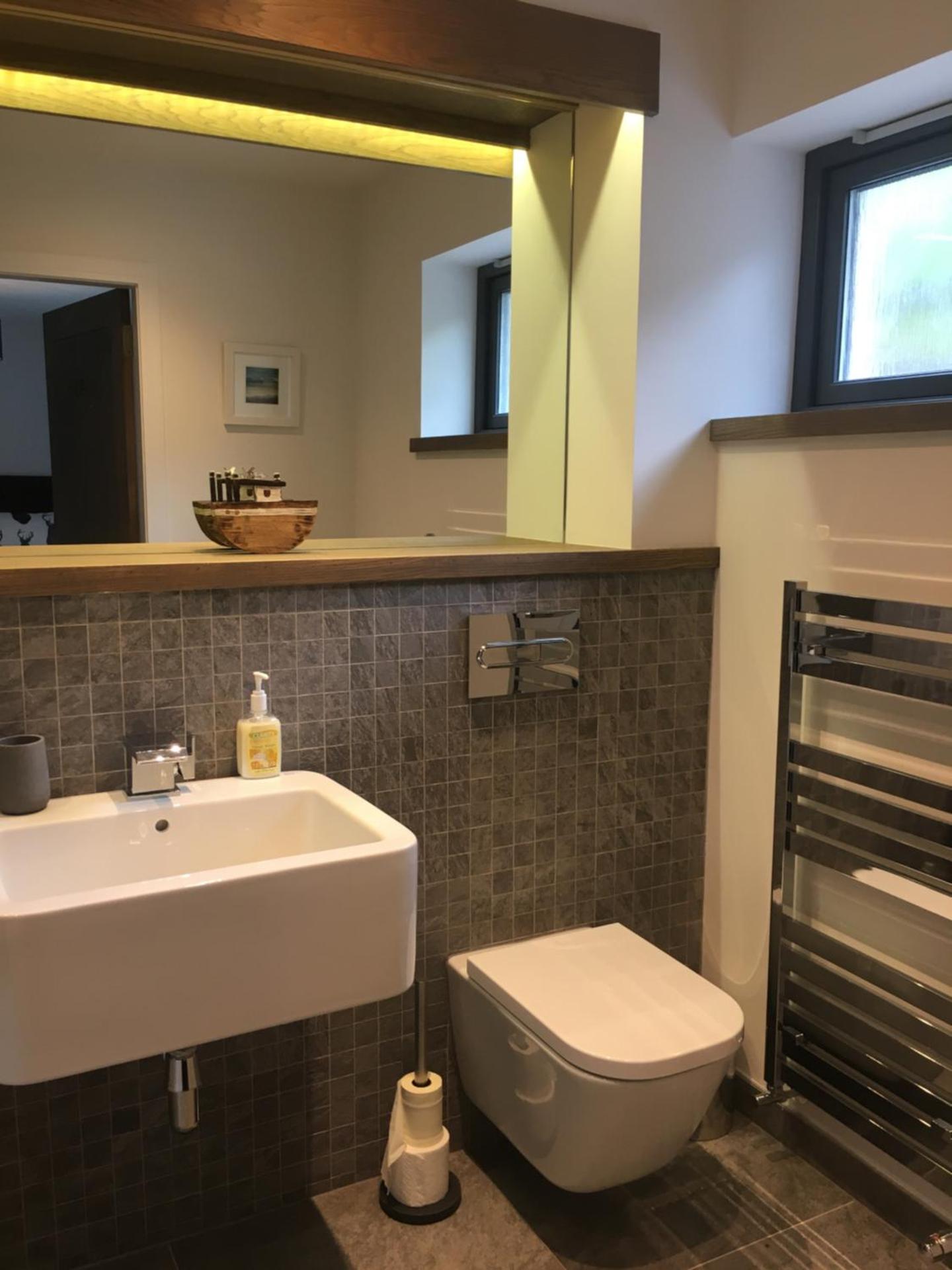 Skyelander Apartments